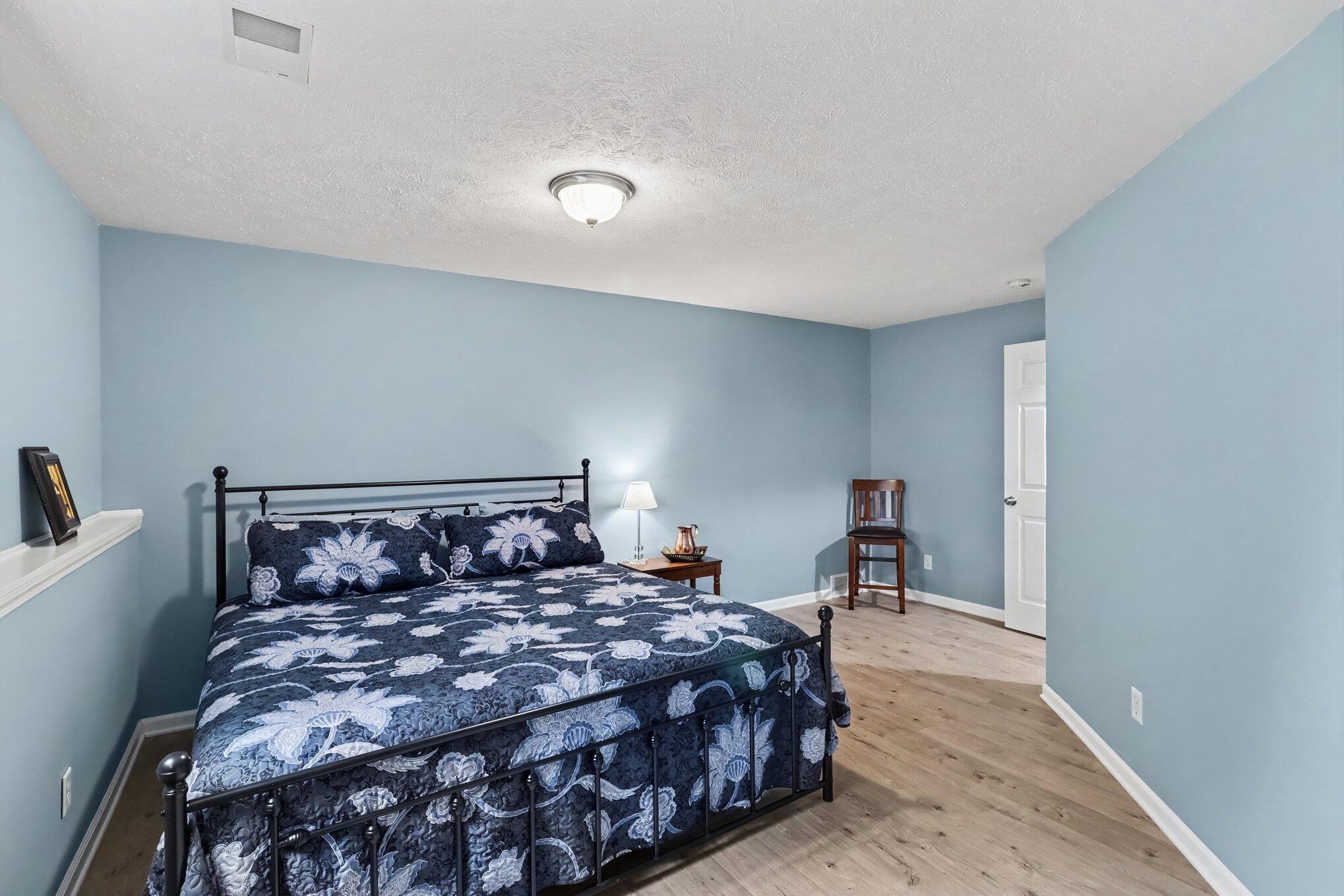 325 Grant Street Property Photo 17