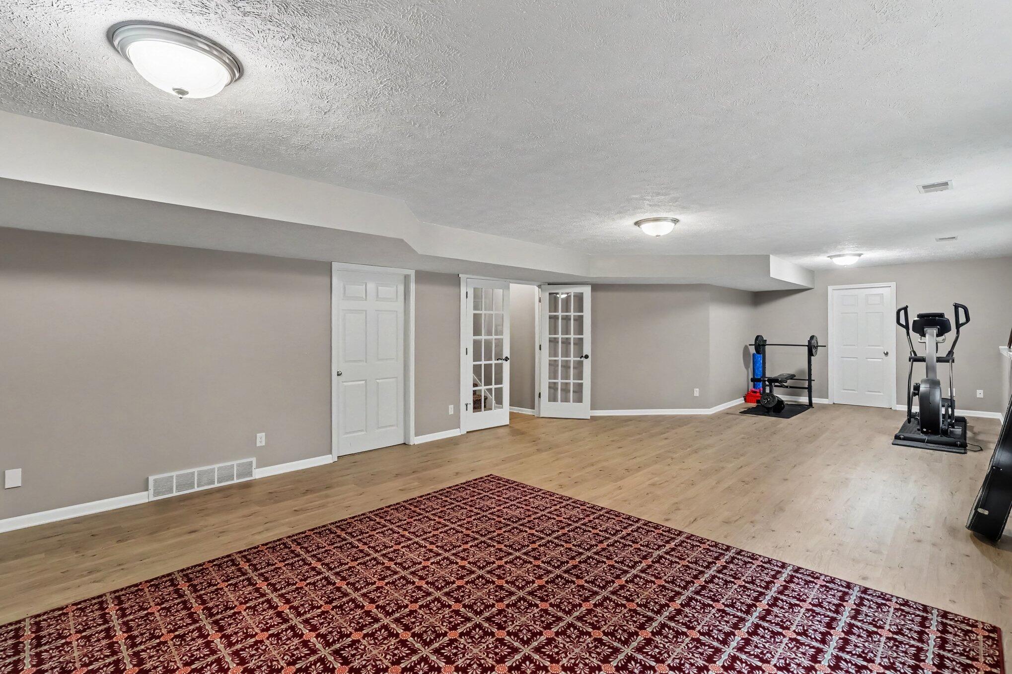 325 Grant Street Property Photo 31