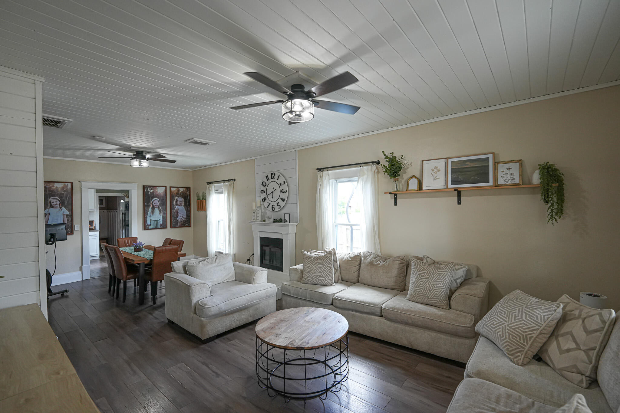 545 N Hemlock Street Property Photo 26