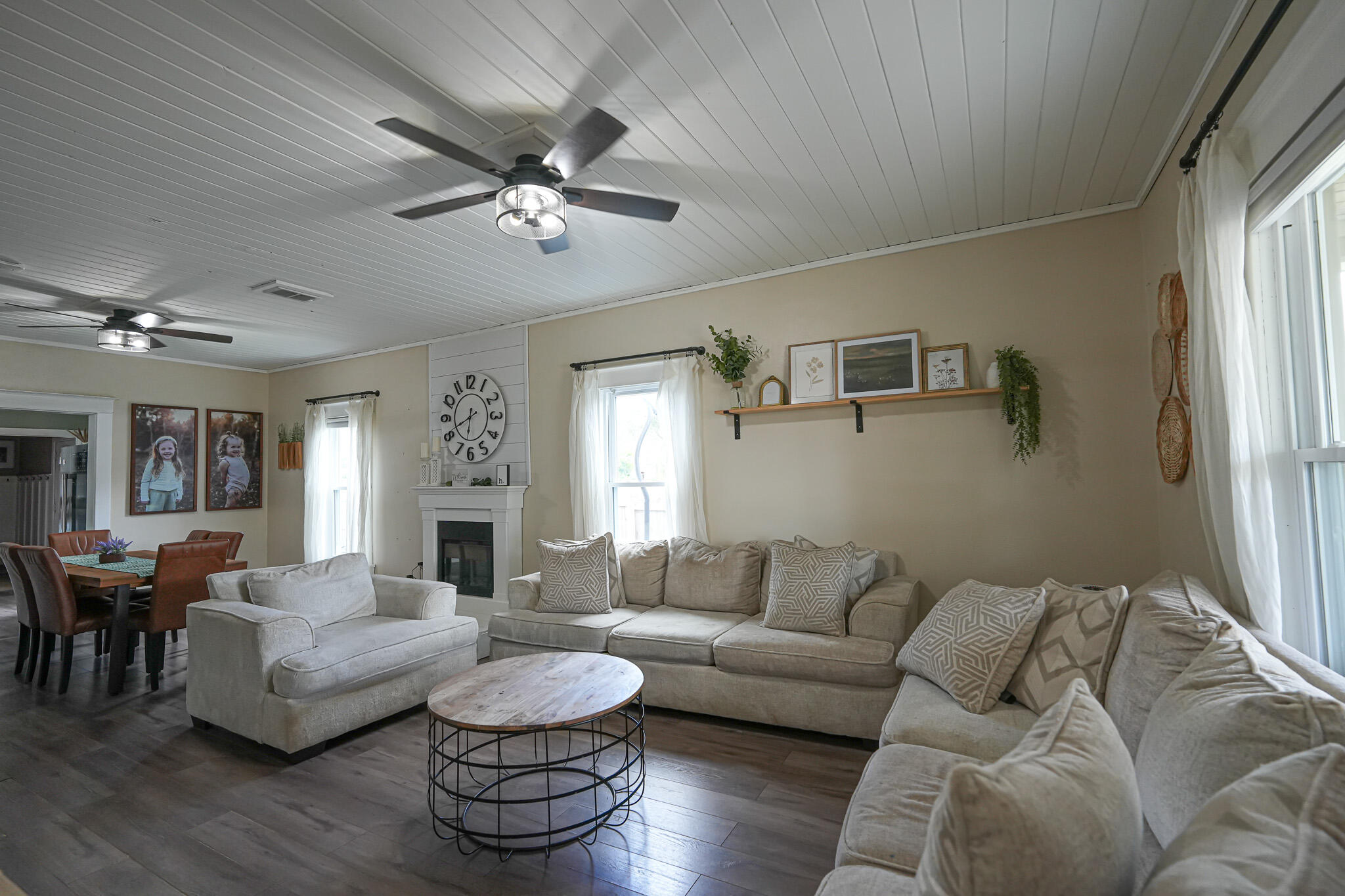 545 N Hemlock Street Property Photo 27
