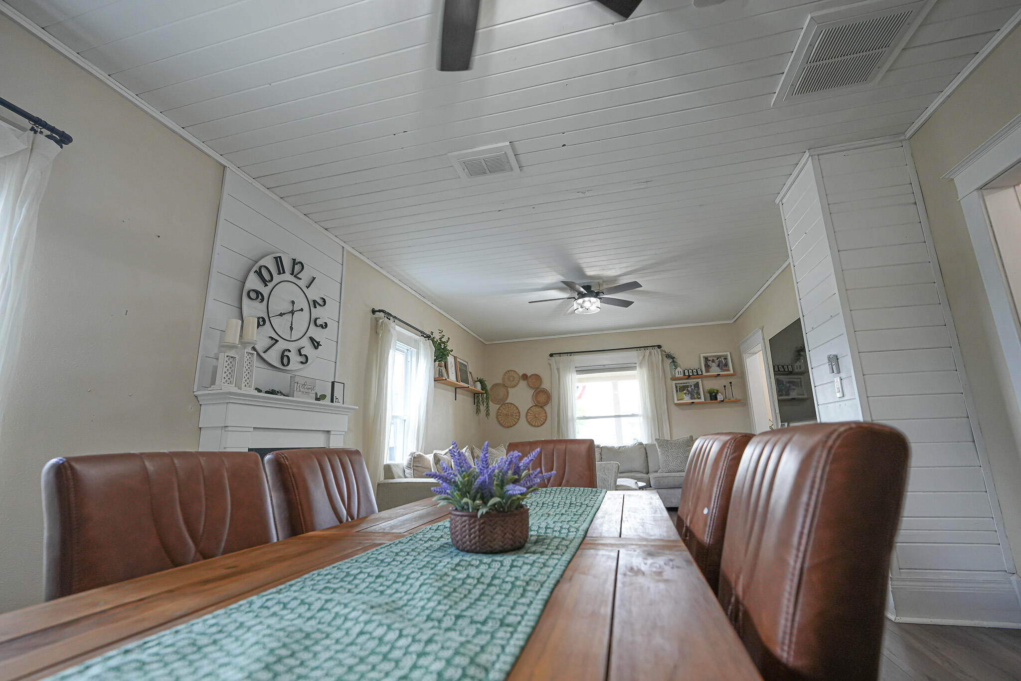 545 N Hemlock Street Property Photo 33