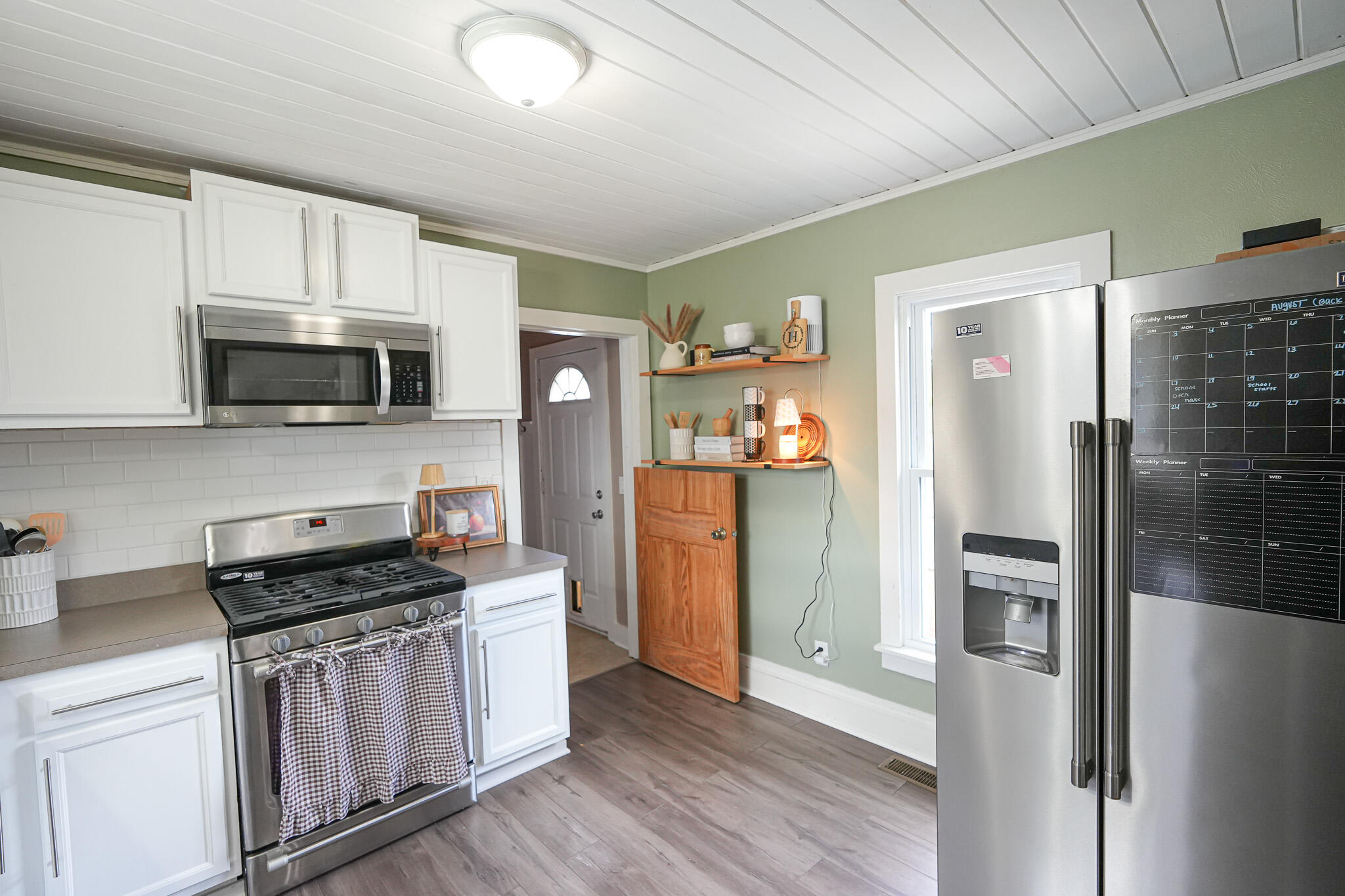 545 N Hemlock Street Property Photo 37