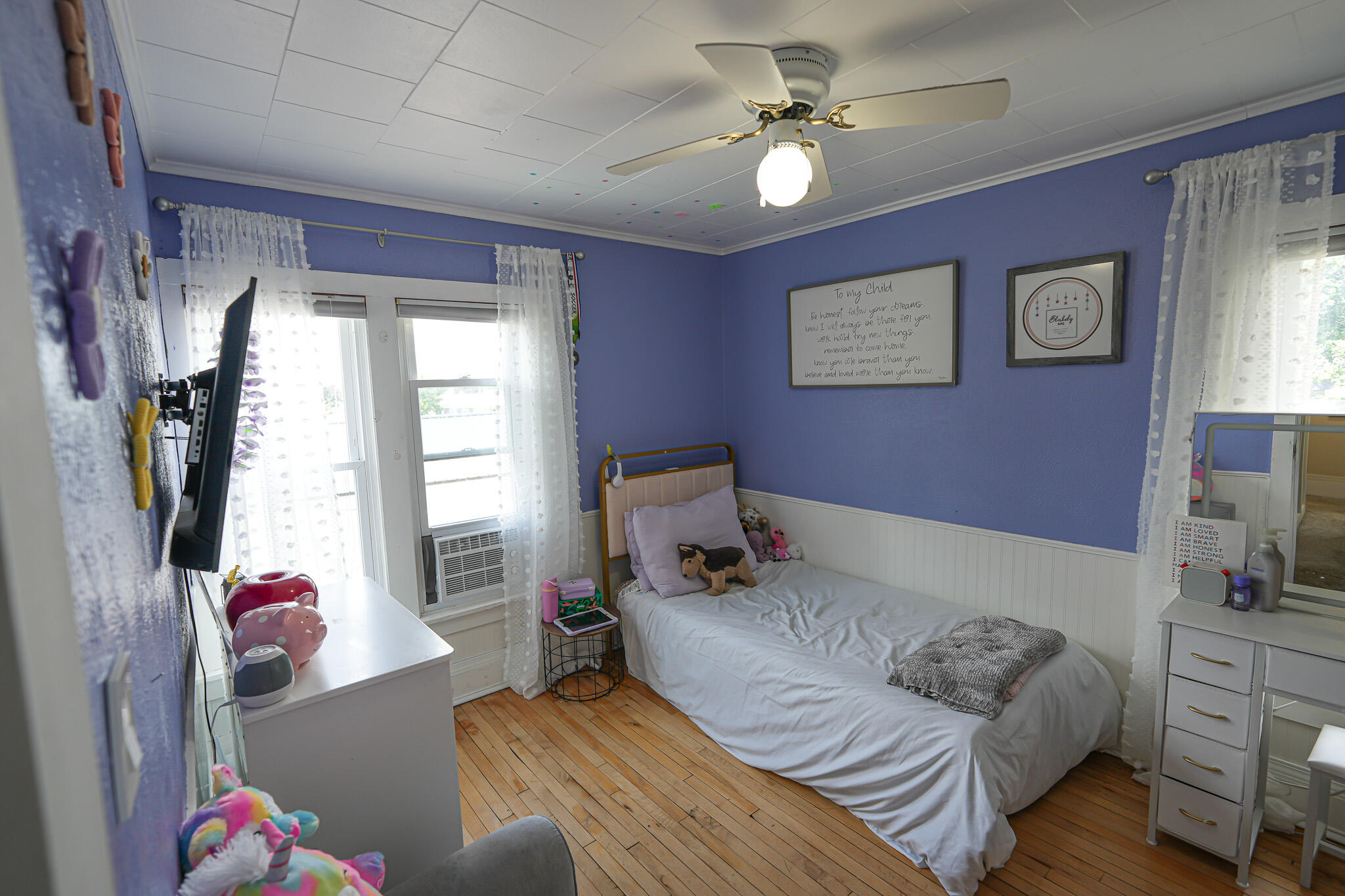 545 N Hemlock Street Property Photo 52