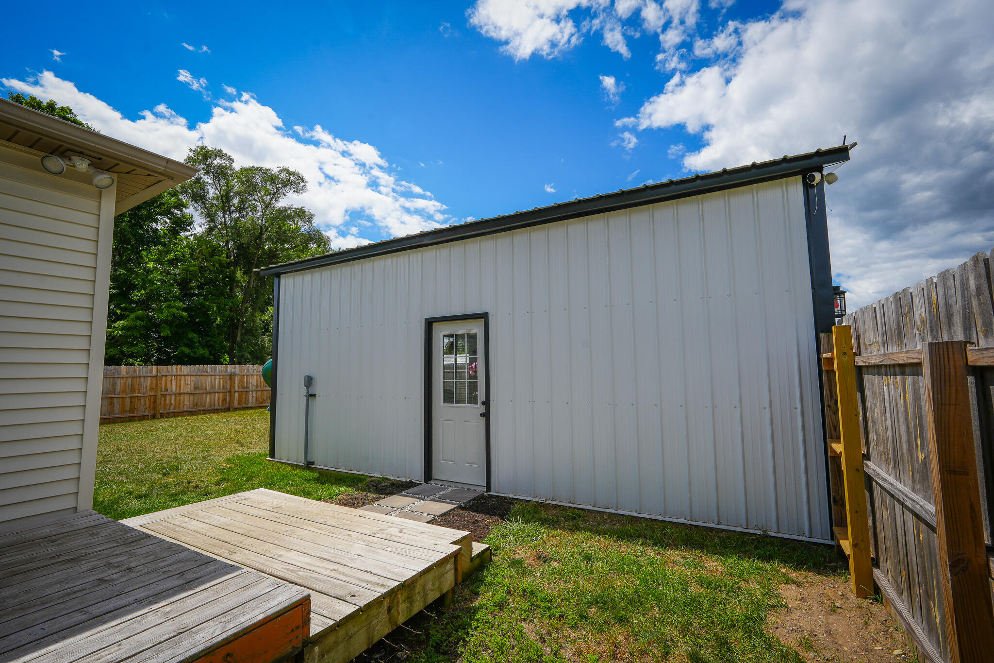 545 N Hemlock Street Property Photo 61