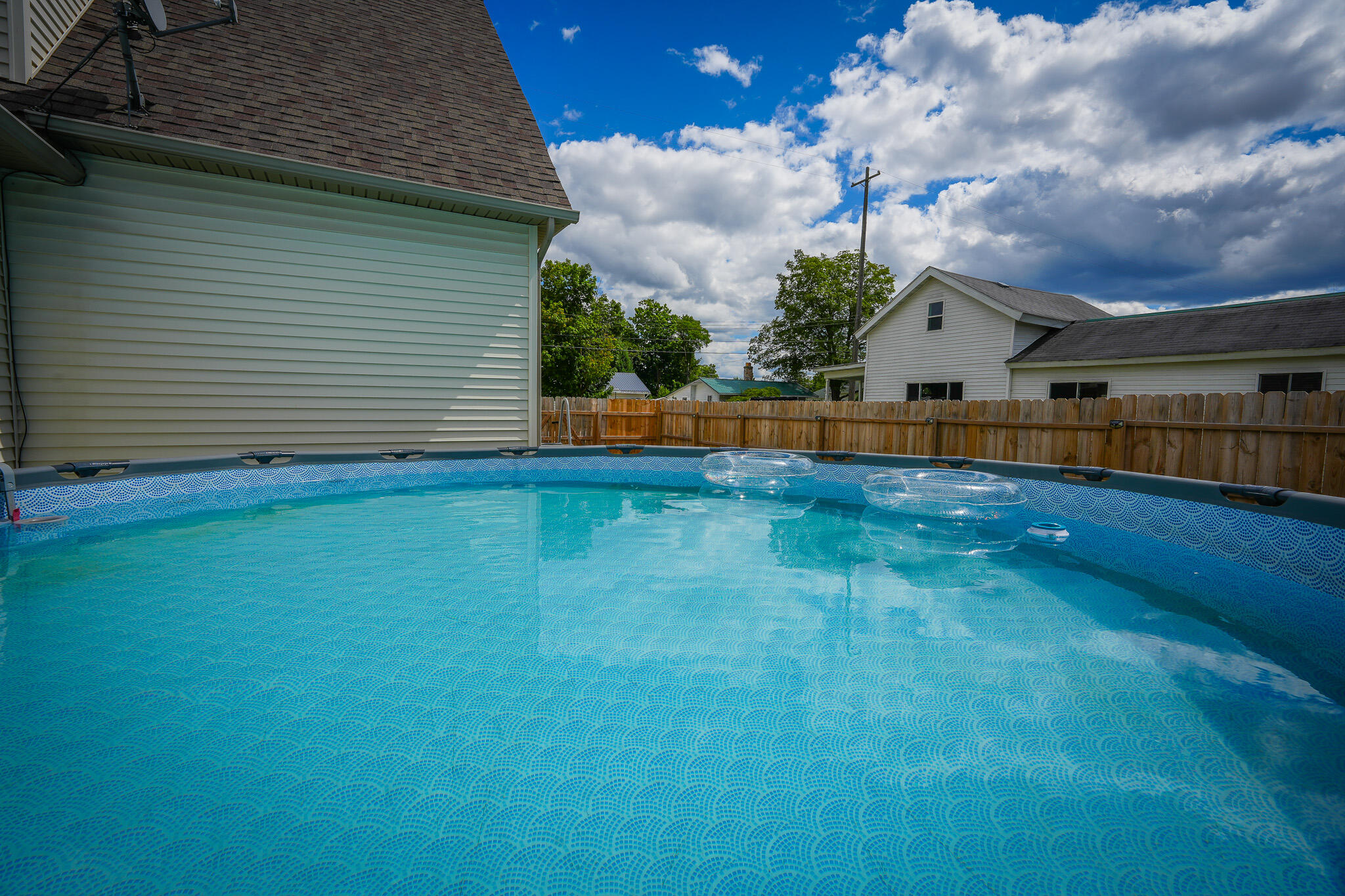 545 N Hemlock Street Property Photo 64