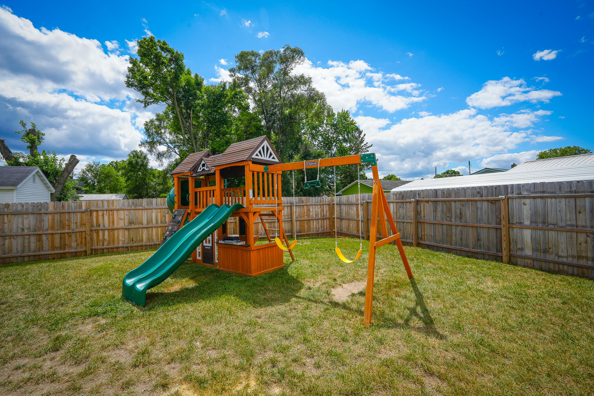 545 N Hemlock Street Property Photo 65