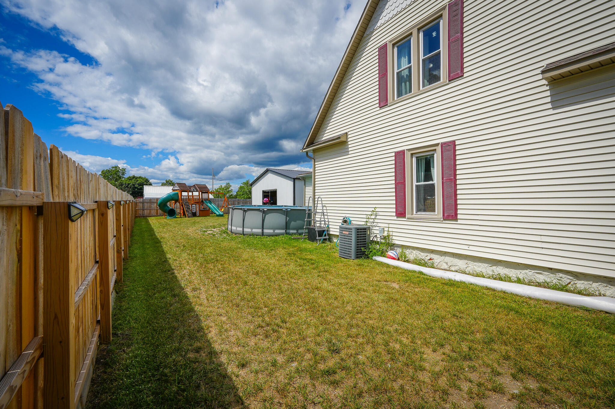 545 N Hemlock Street Property Photo 76