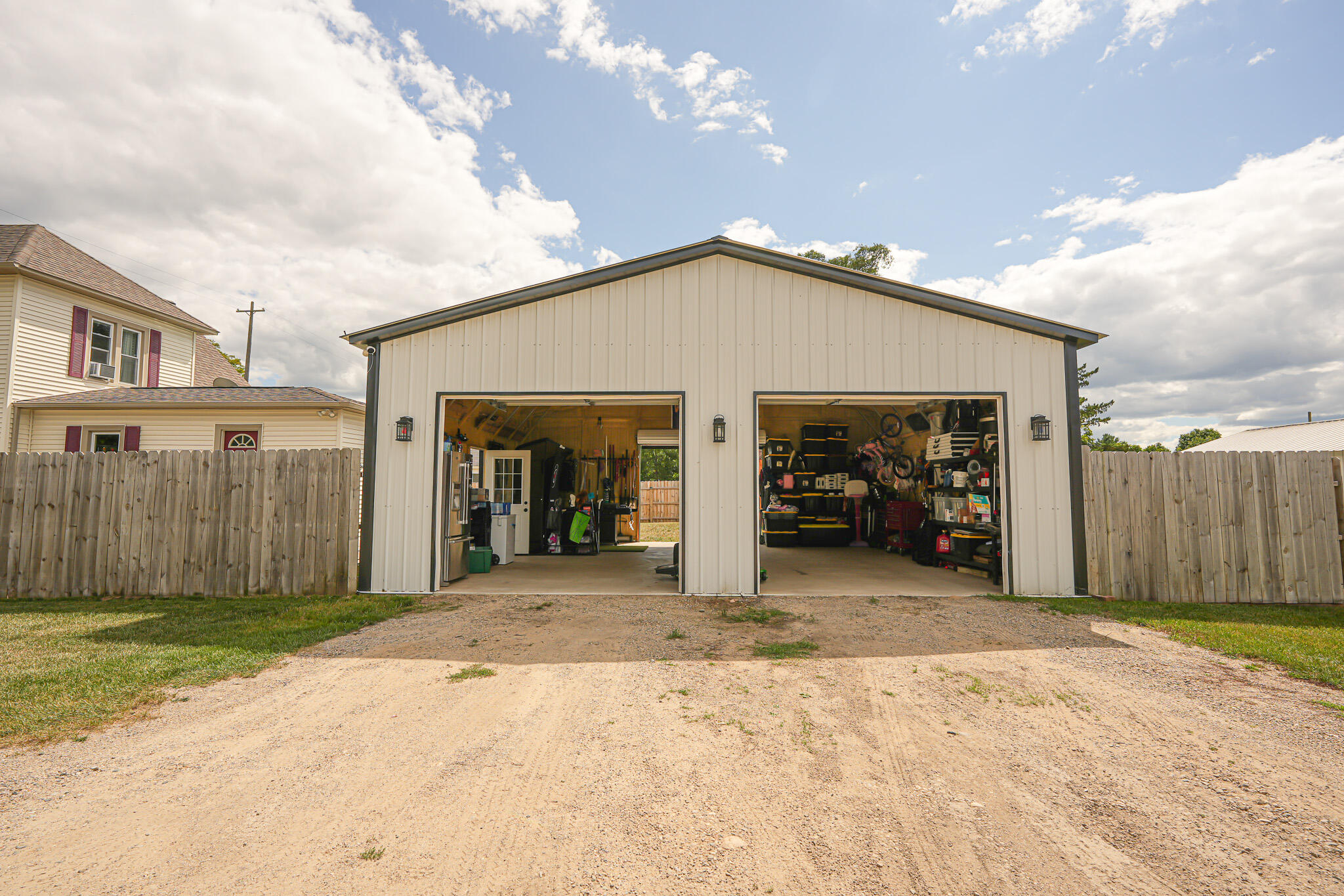 545 N Hemlock Street Property Photo 83