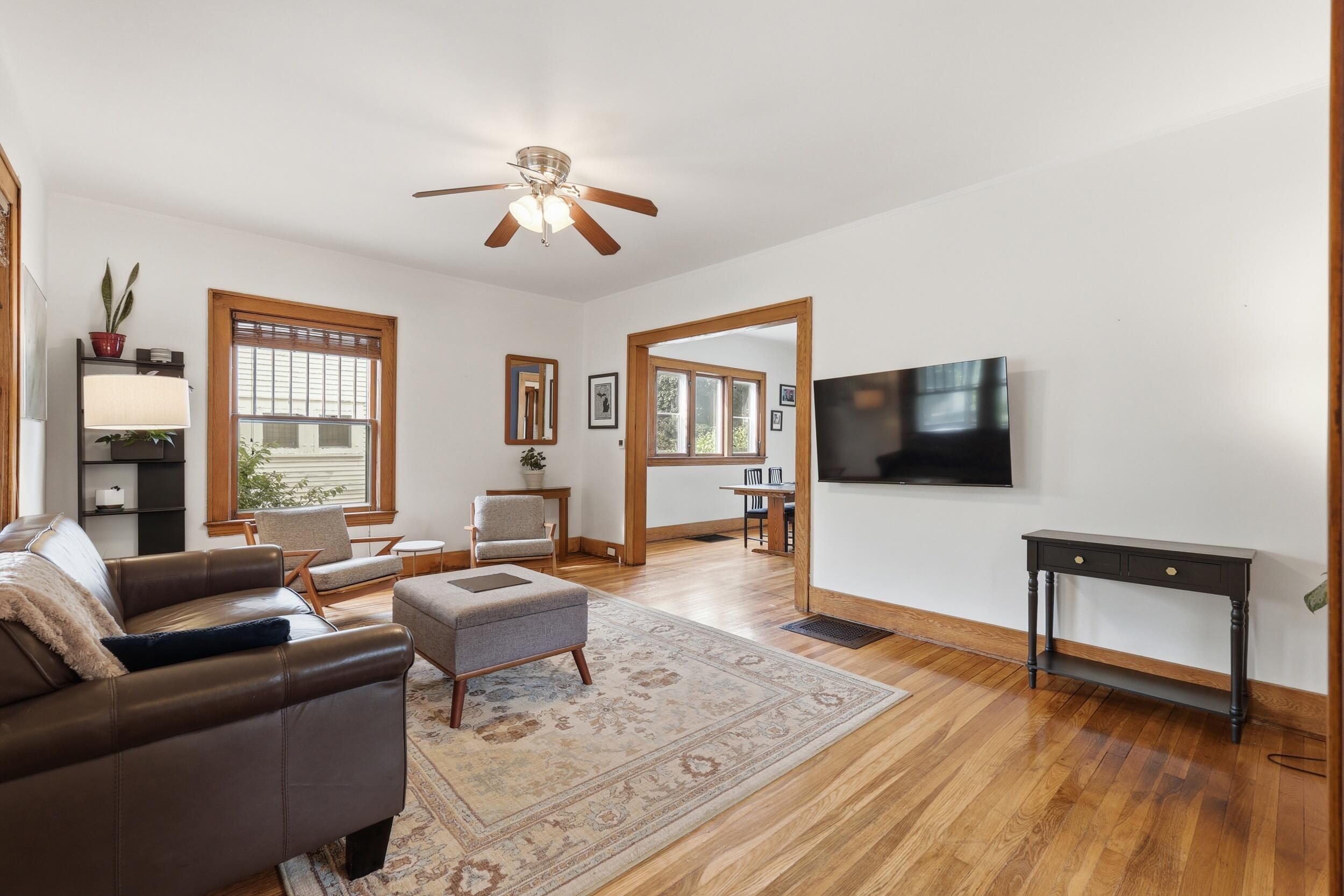 45 Benjamin Avenue Ne Property Photo 7