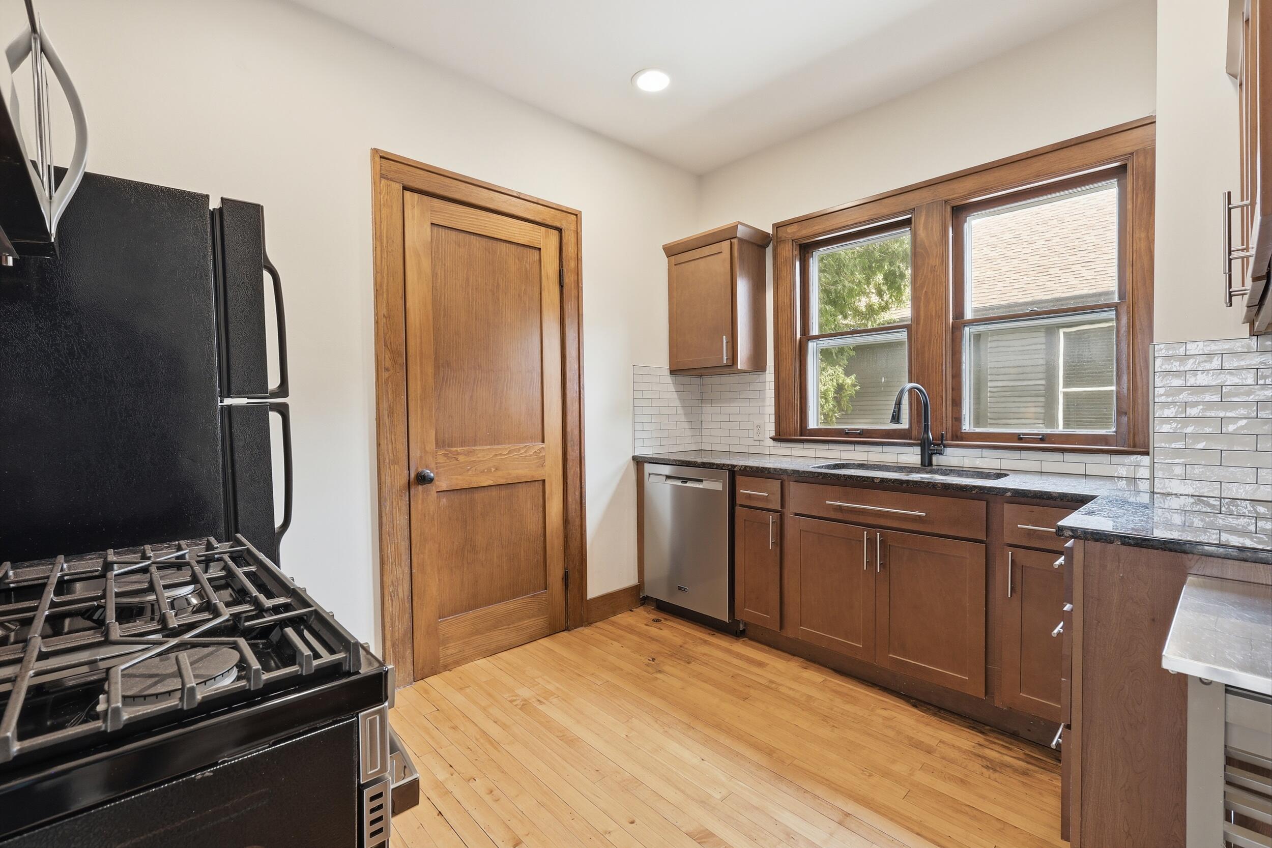 45 Benjamin Avenue Ne Property Photo 15