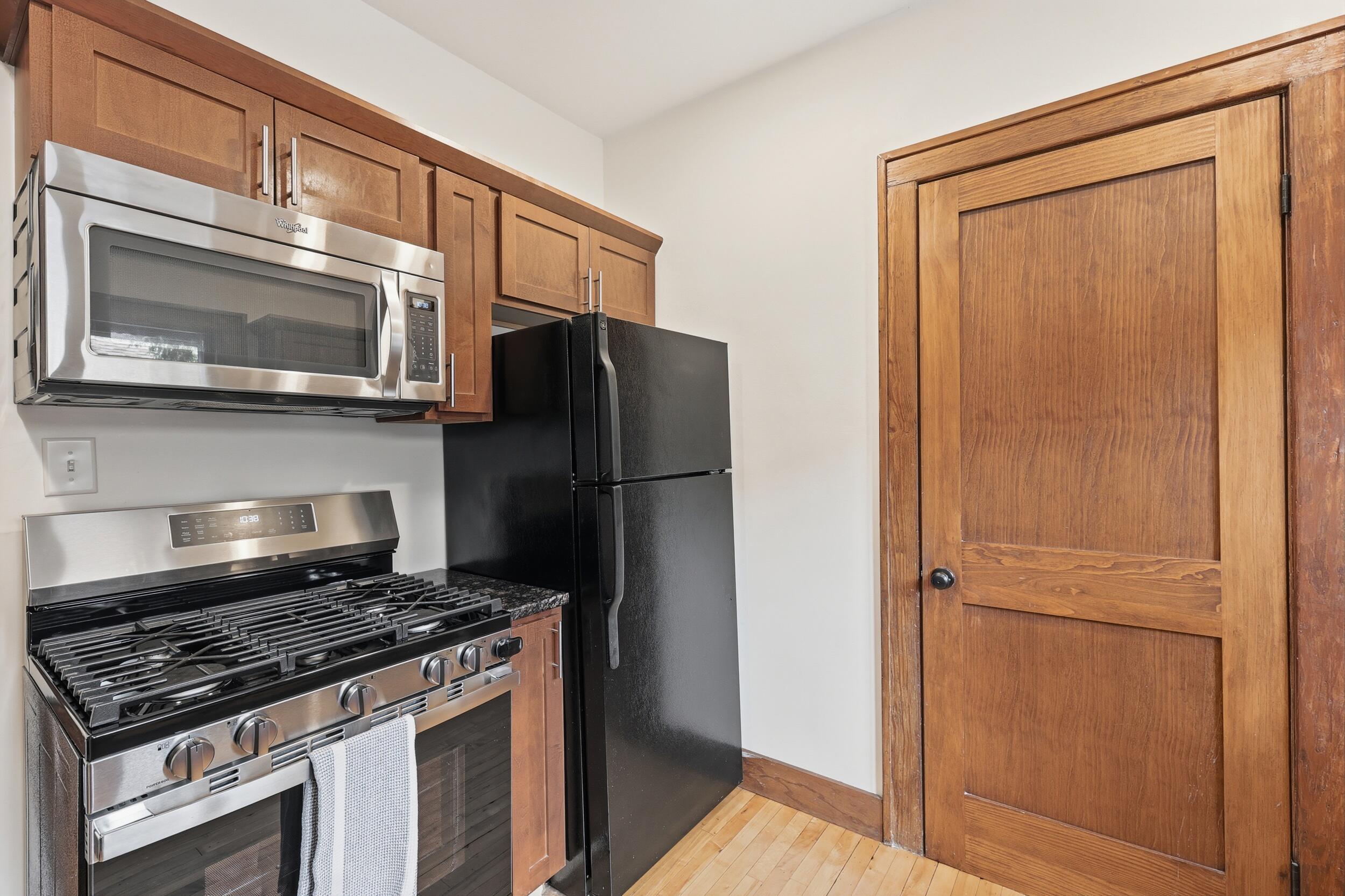 45 Benjamin Avenue Ne Property Photo 18