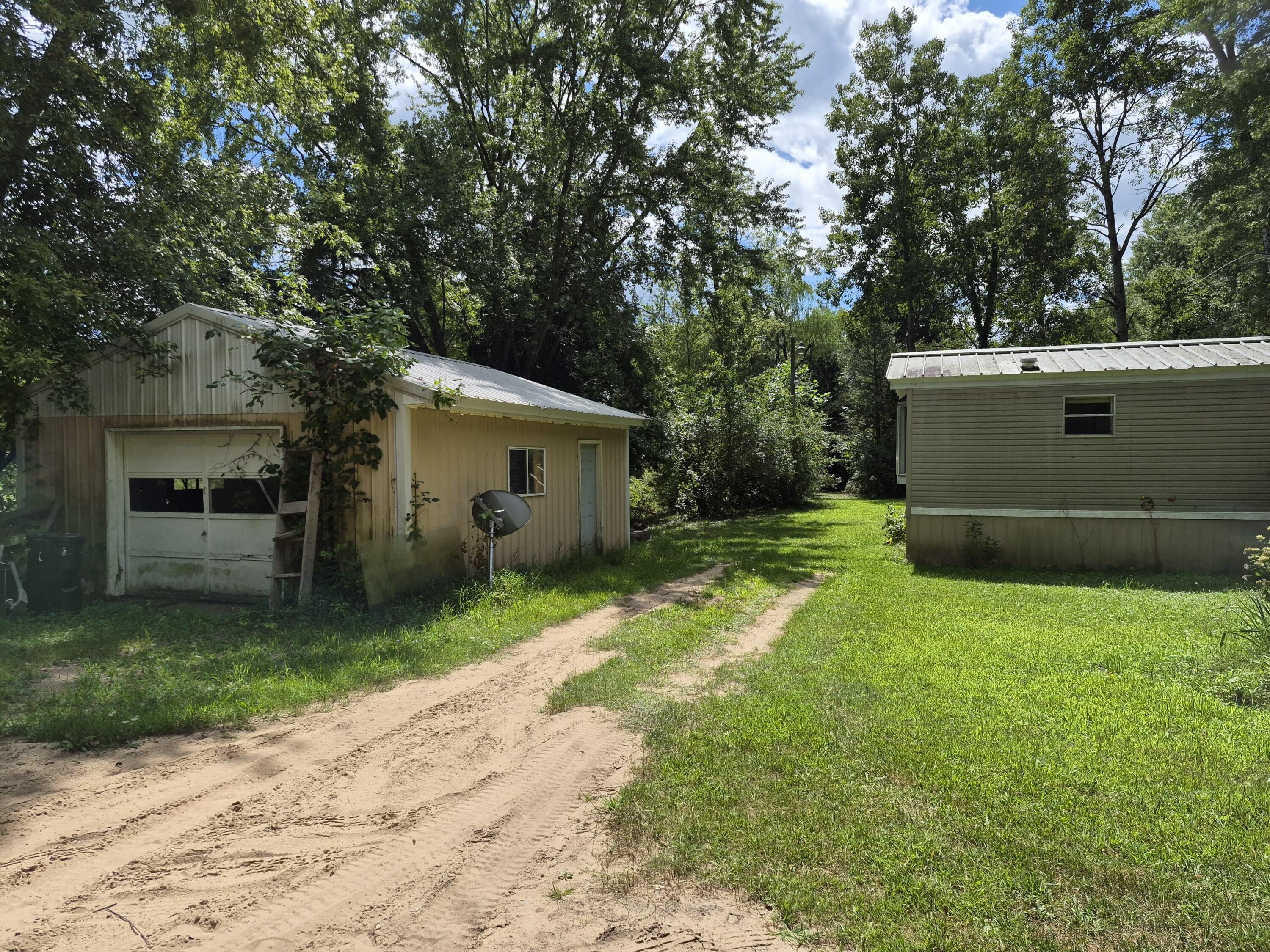 4107 E White River Drive Property Photo 15