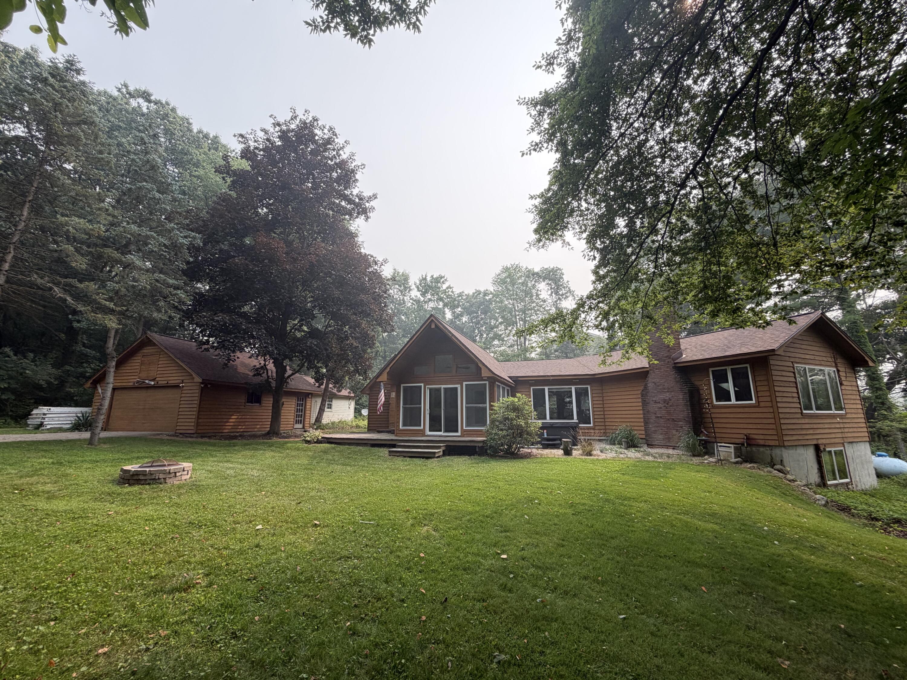 8621 Shirley Court Property Photo 1