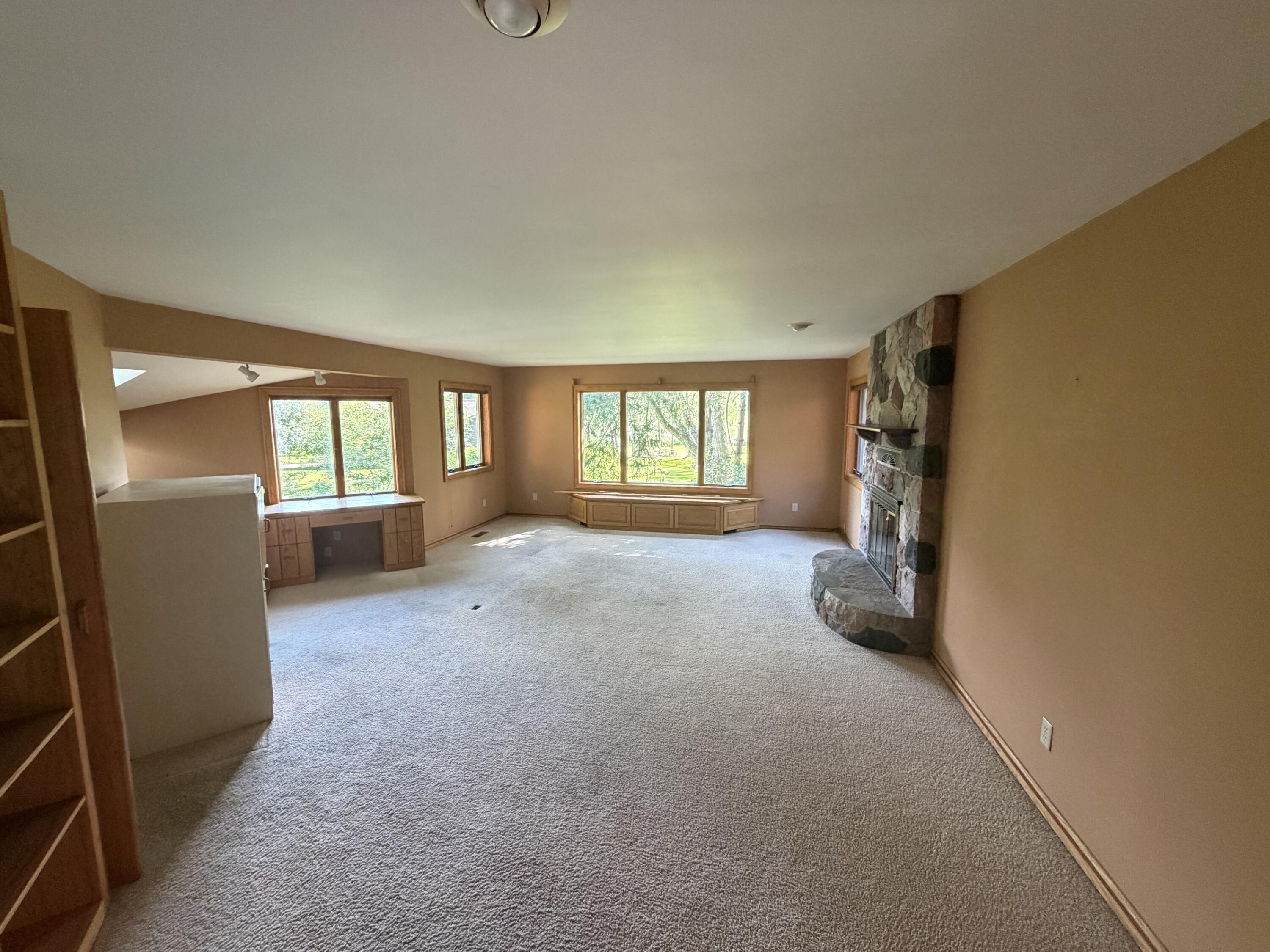 8621 Shirley Court Property Photo 9