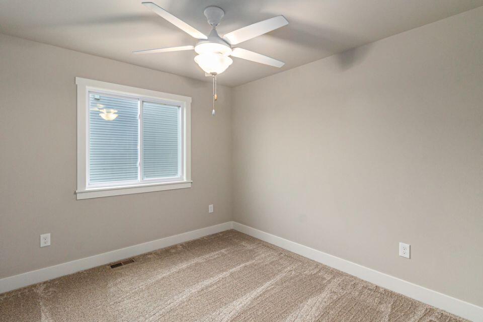 945 Ridgetop Circle Property Photo 11