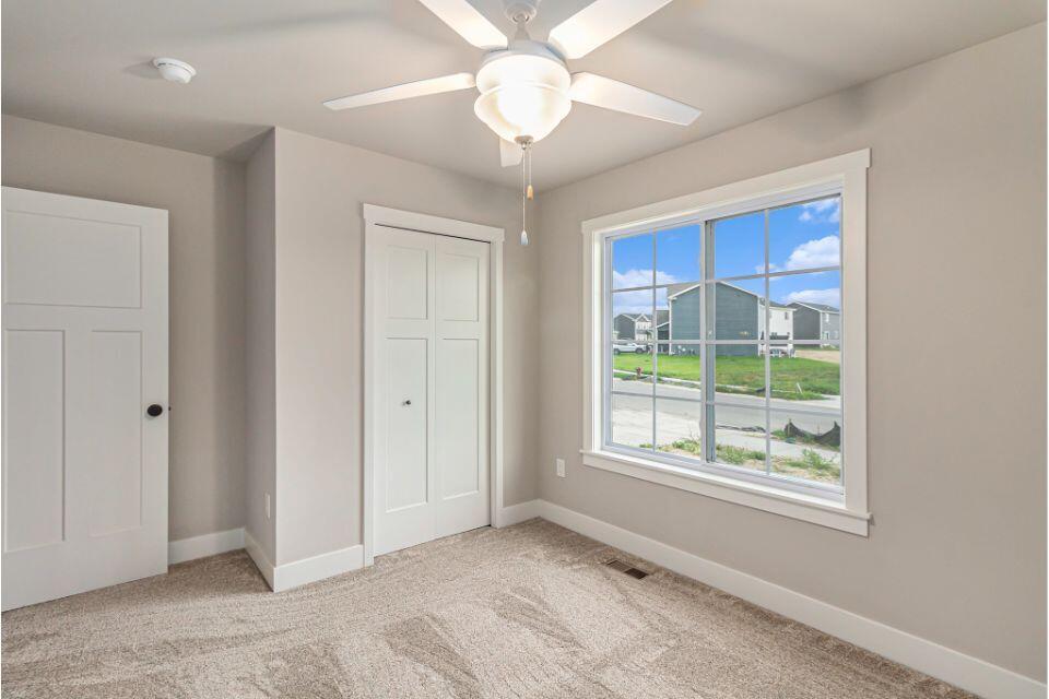 945 Ridgetop Circle Property Photo 13