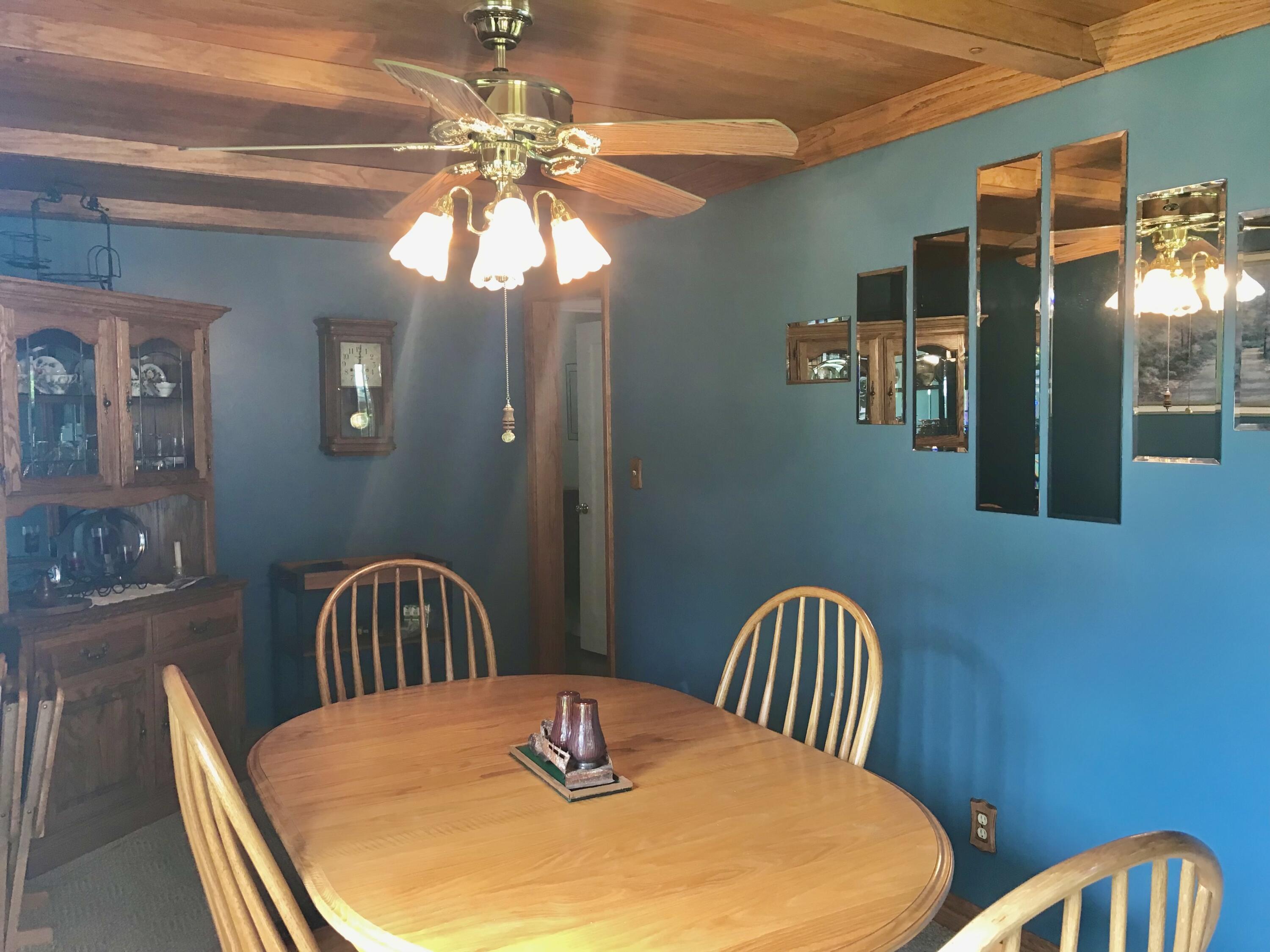 16218 East Lake Drive Property Photo 11