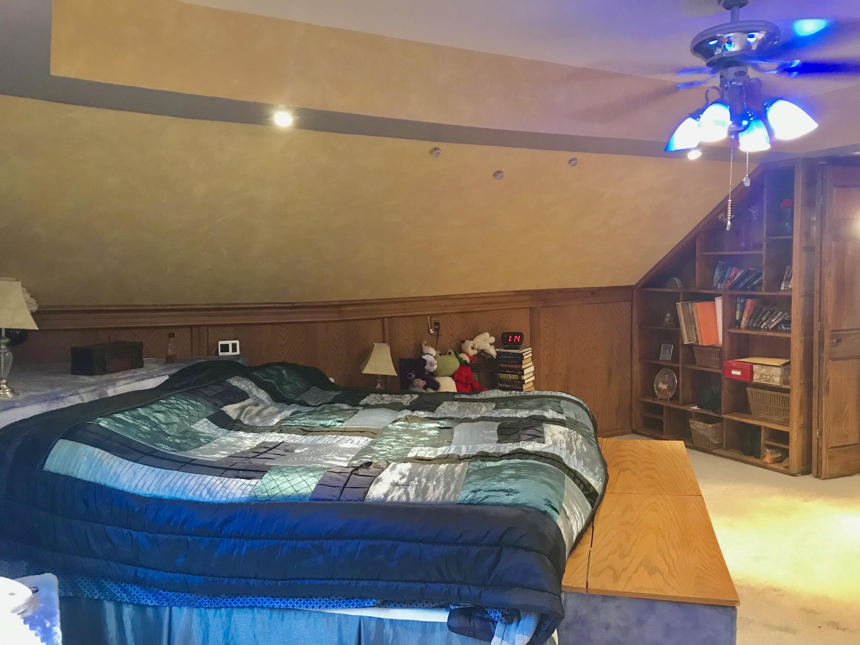 16218 East Lake Drive Property Photo 21