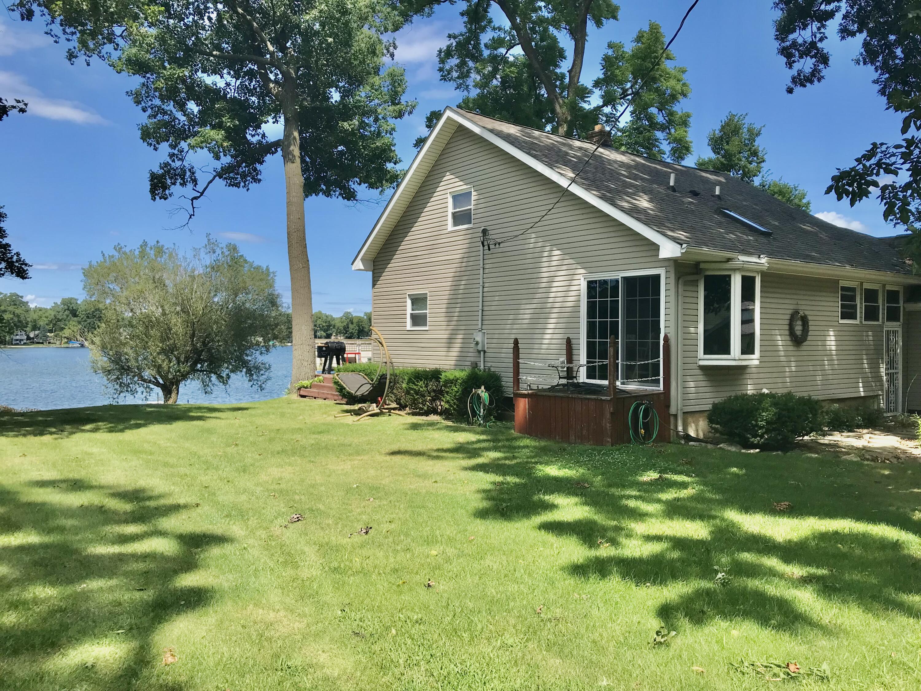 16218 East Lake Drive Property Photo 38