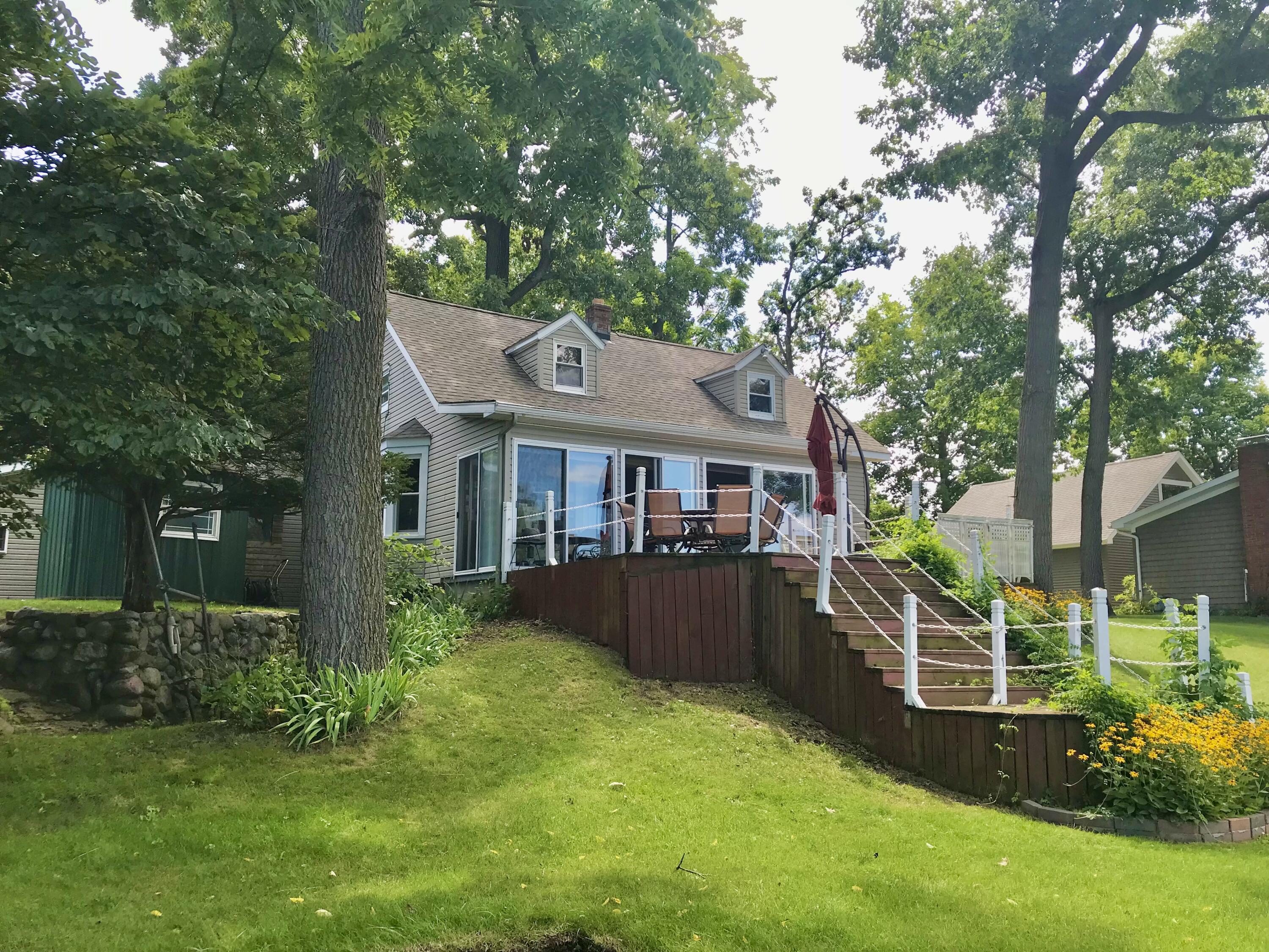 16218 East Lake Drive Property Photo 39