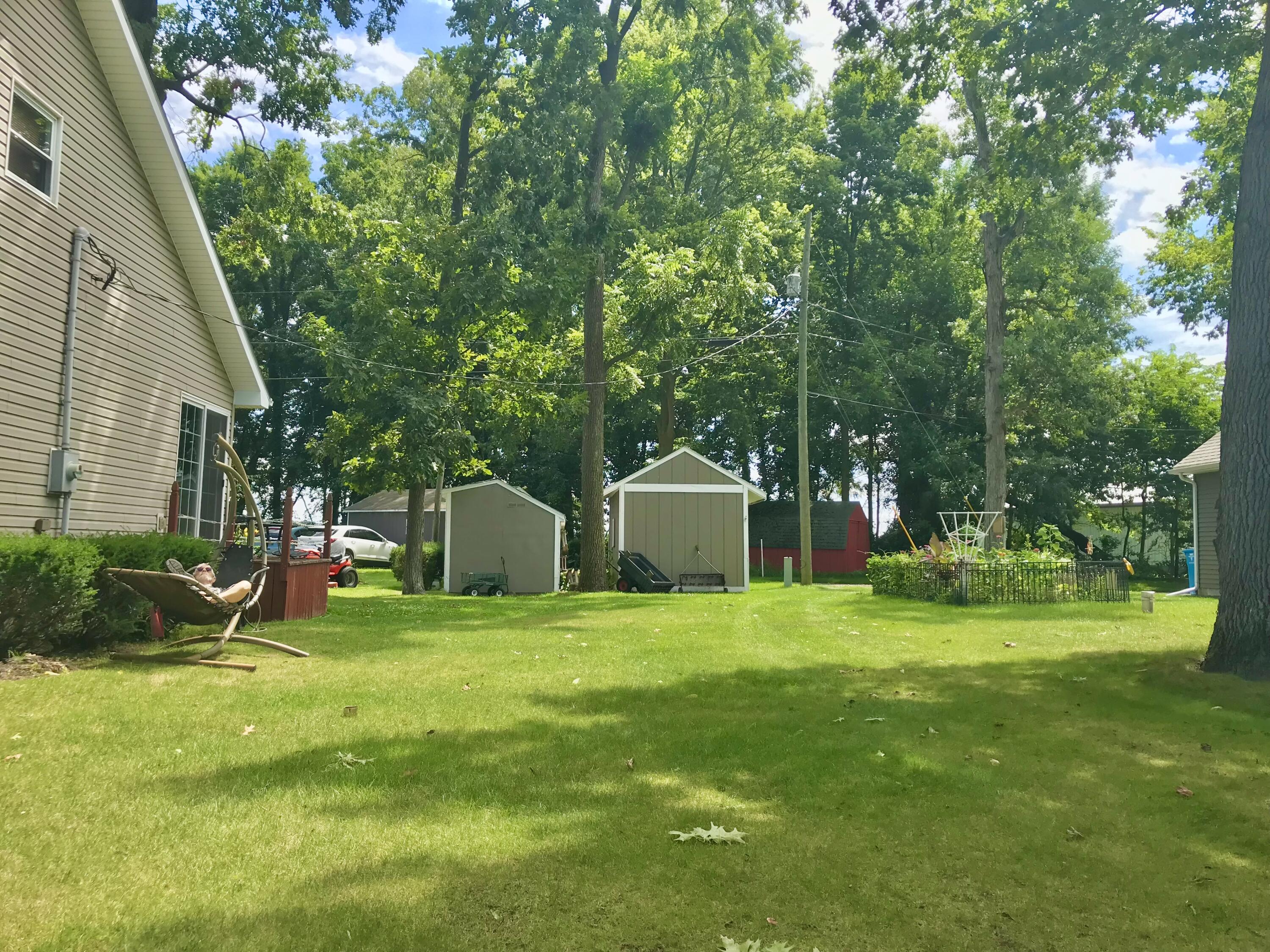 16218 East Lake Drive Property Photo 40
