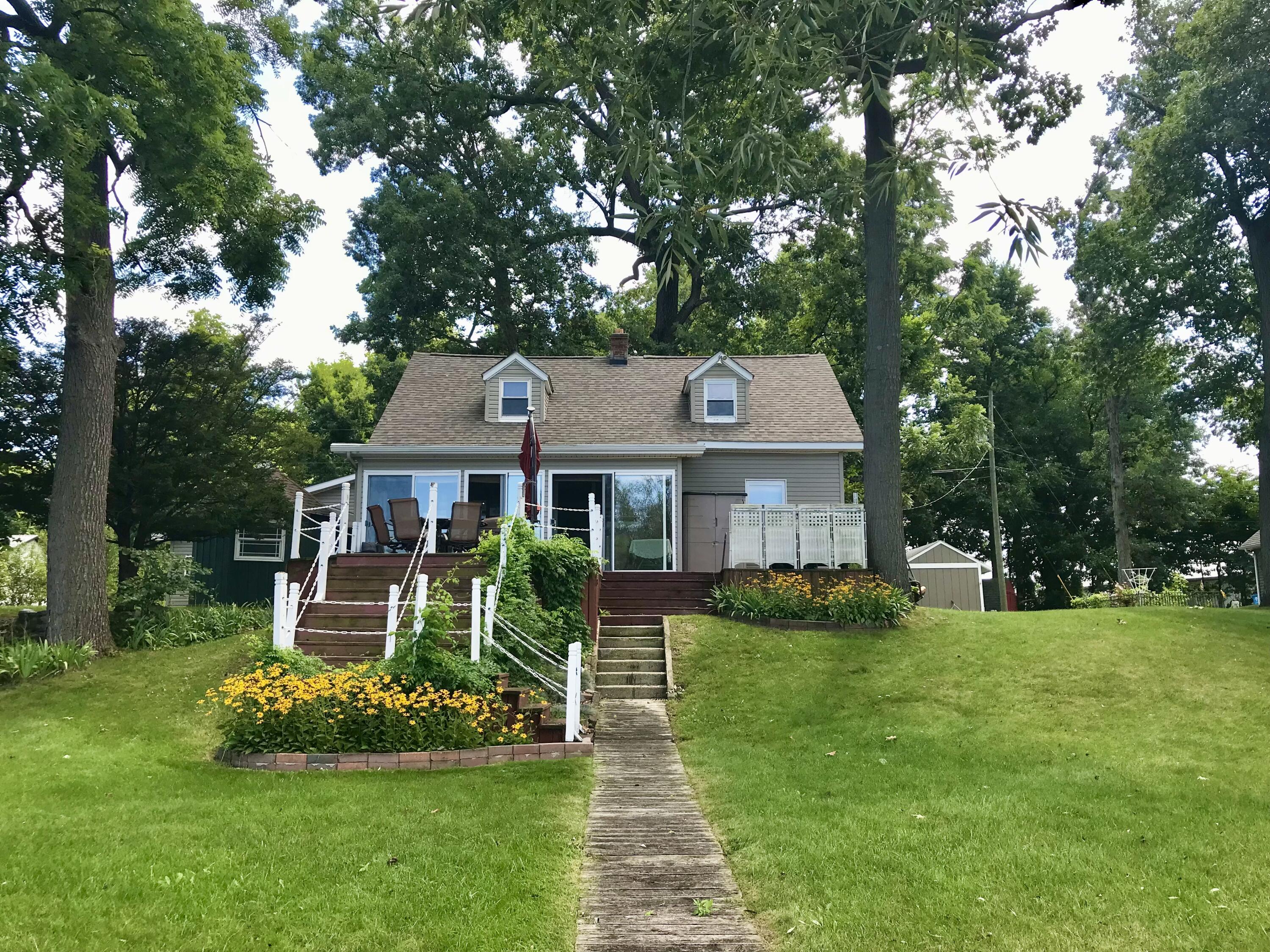16218 East Lake Drive Property Photo 42