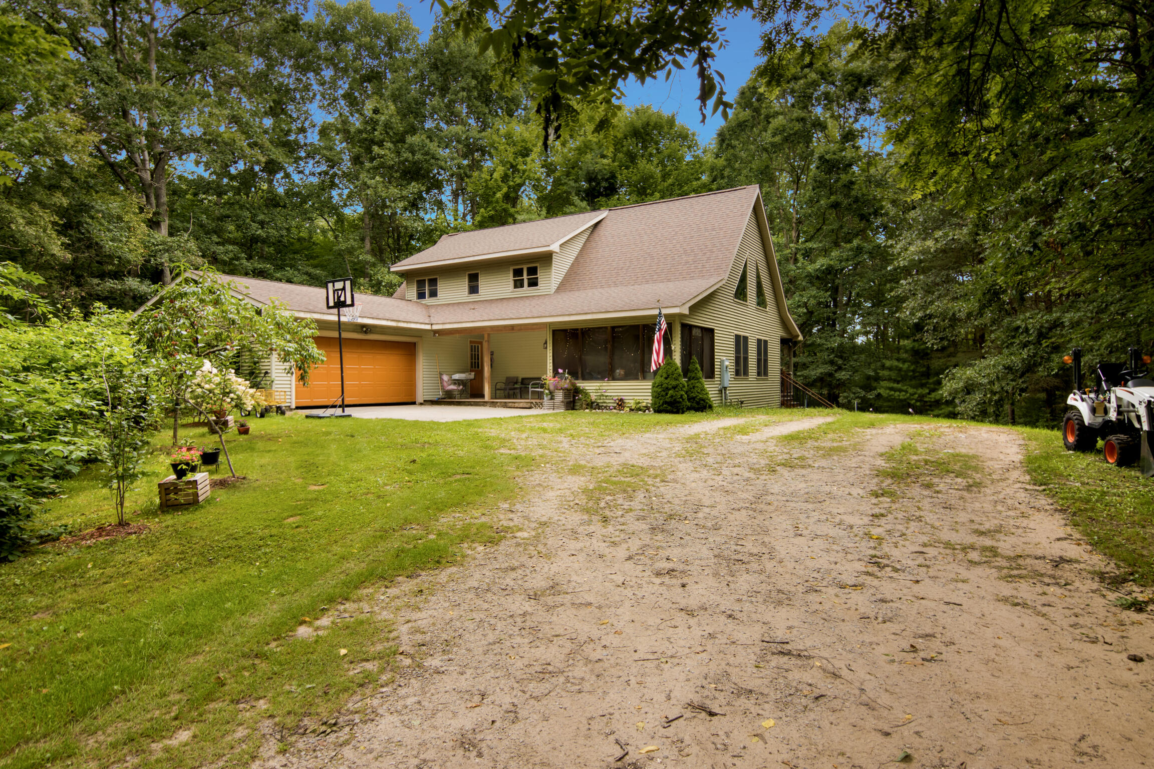 1846 E Koenig Road Property Photo 1