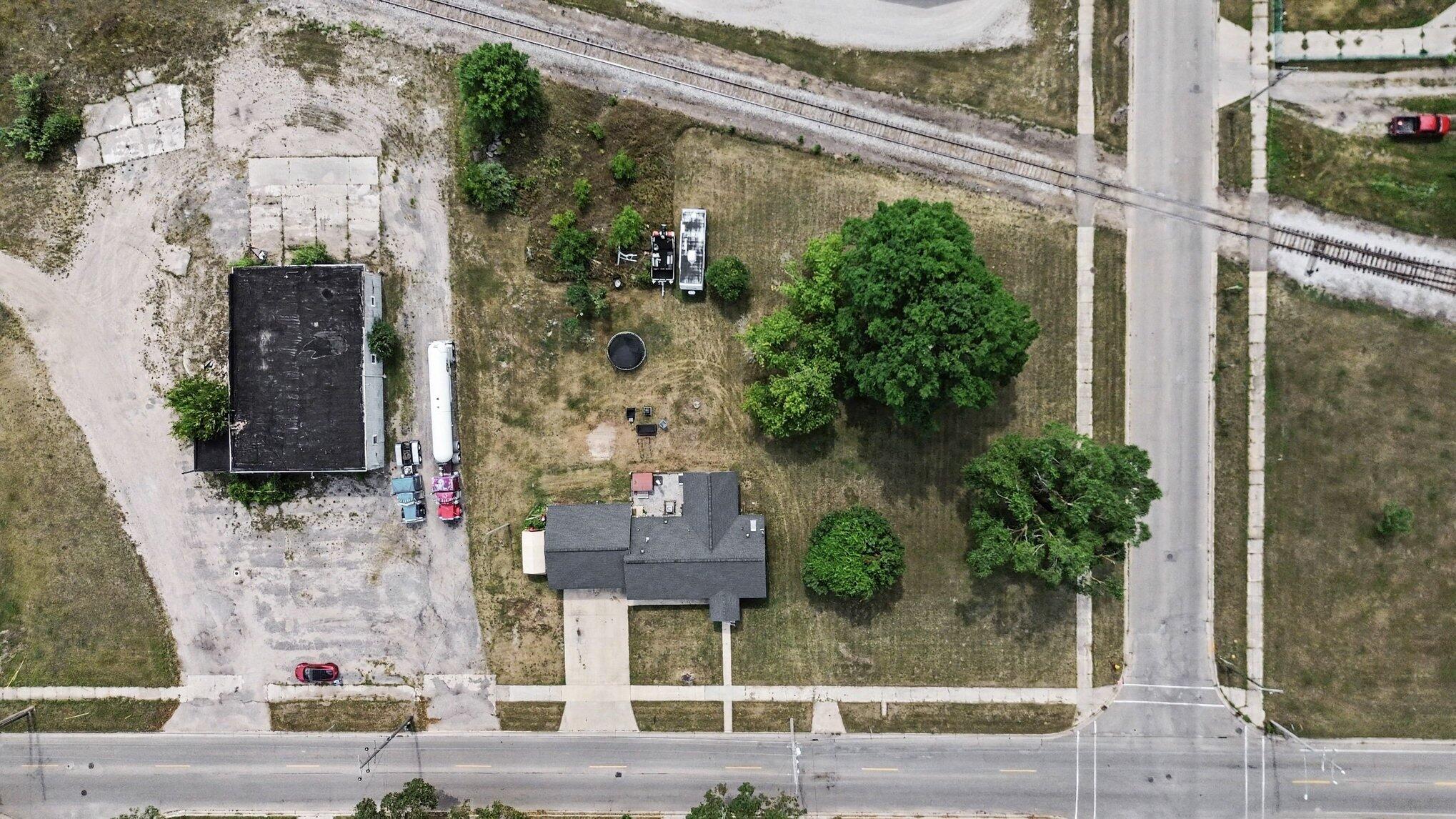 321 Wright Street Property Photo 31