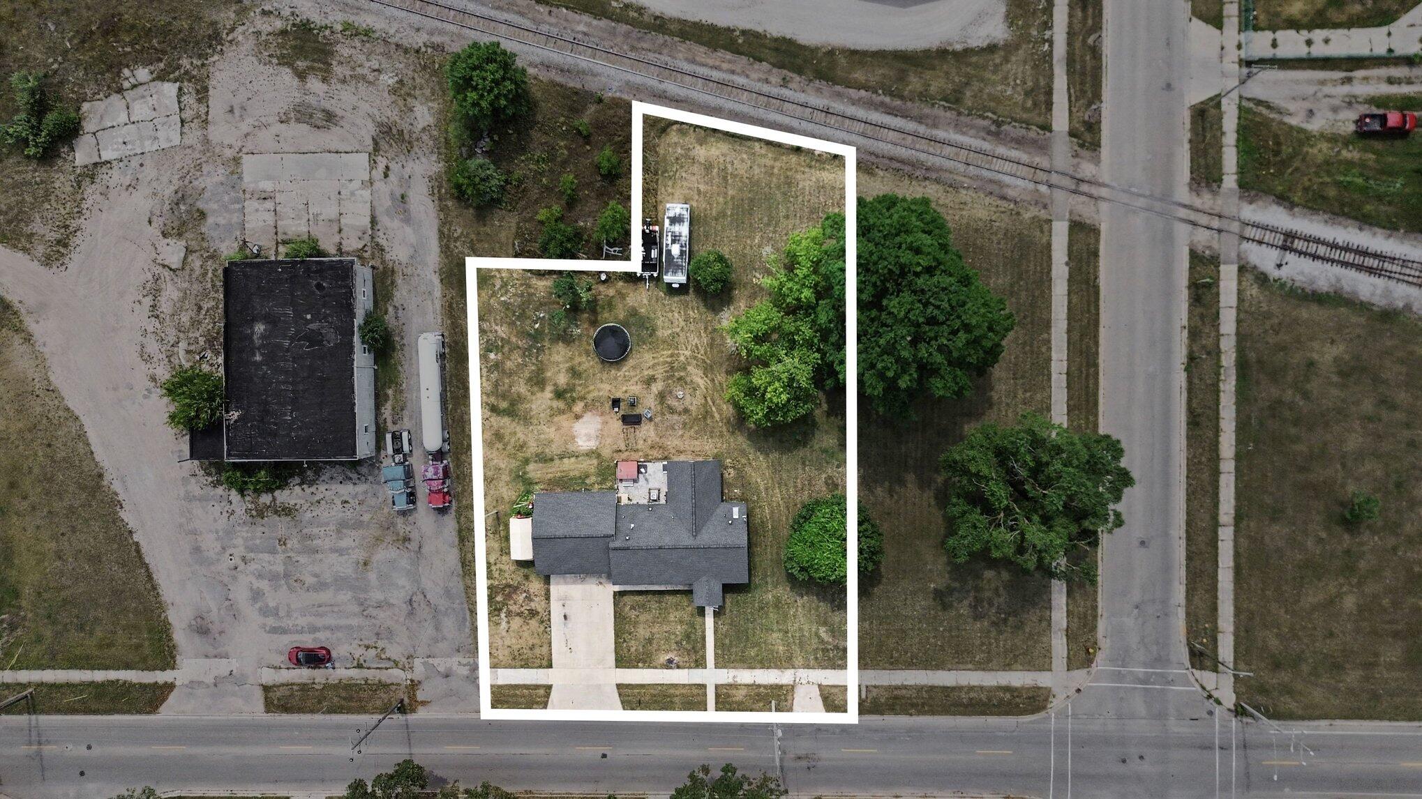321 Wright Street Property Photo 36