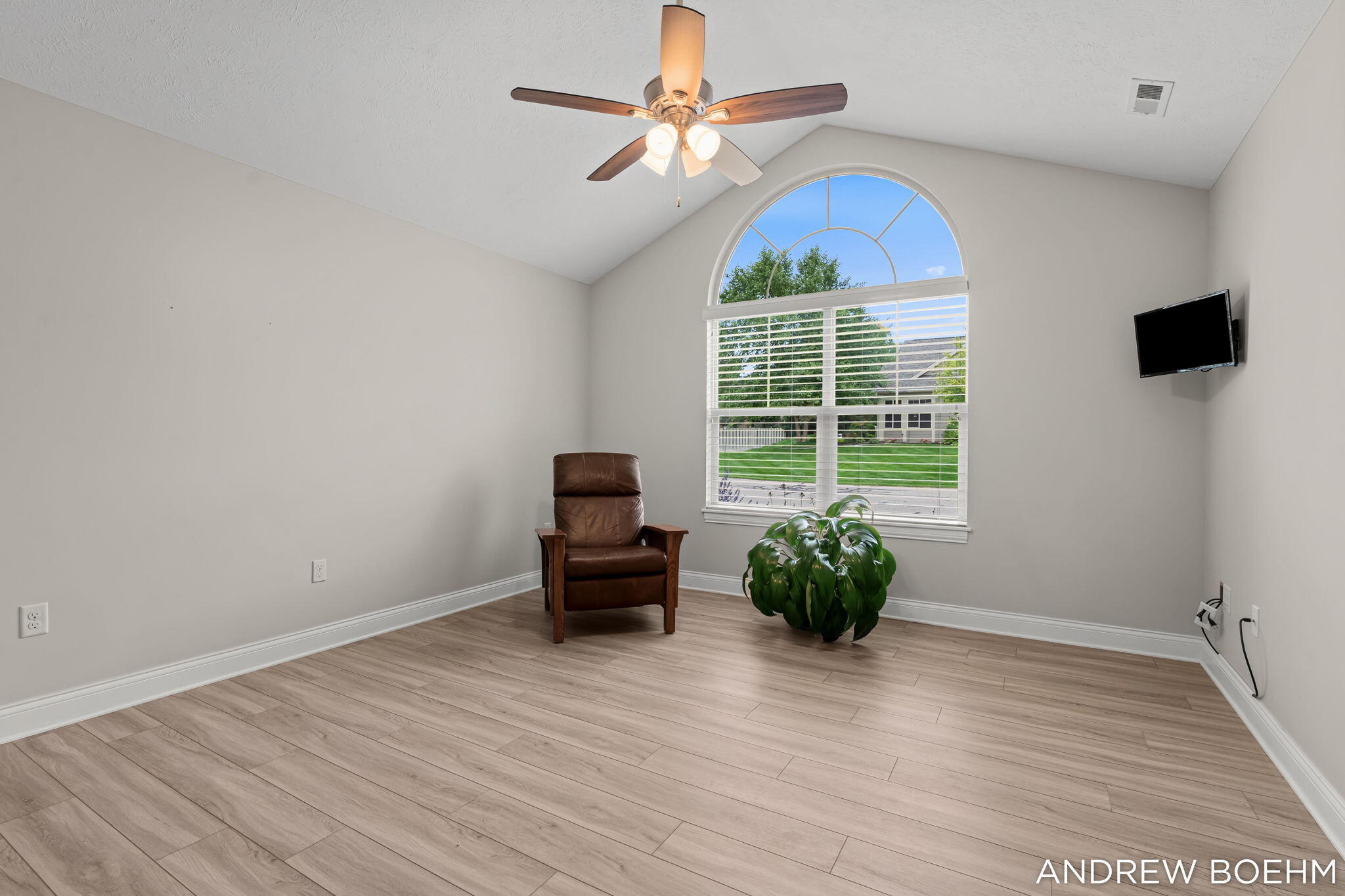 1220 Waterwalk Drive Property Photo 23