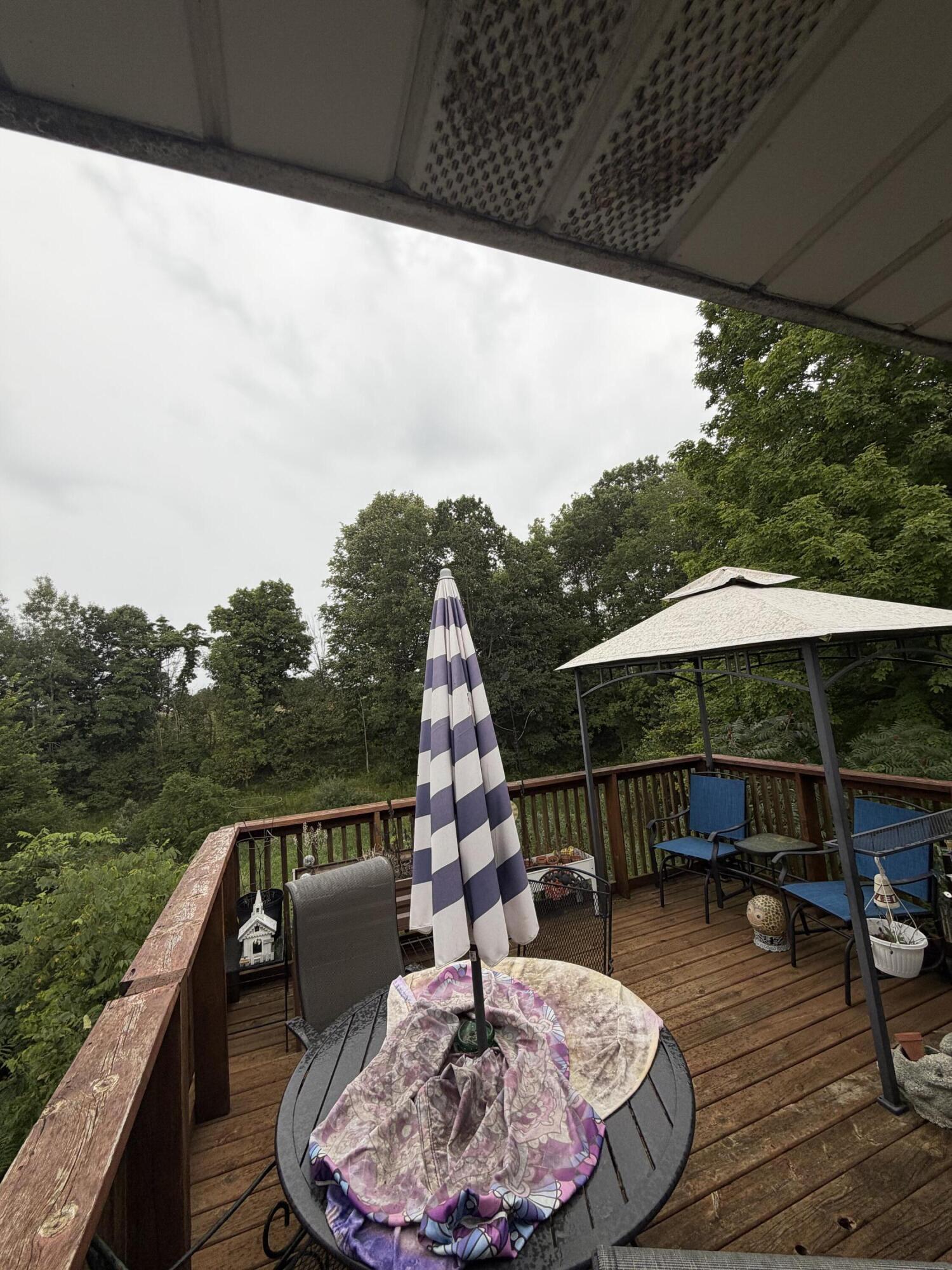12215 Leonard Road Property Photo 5