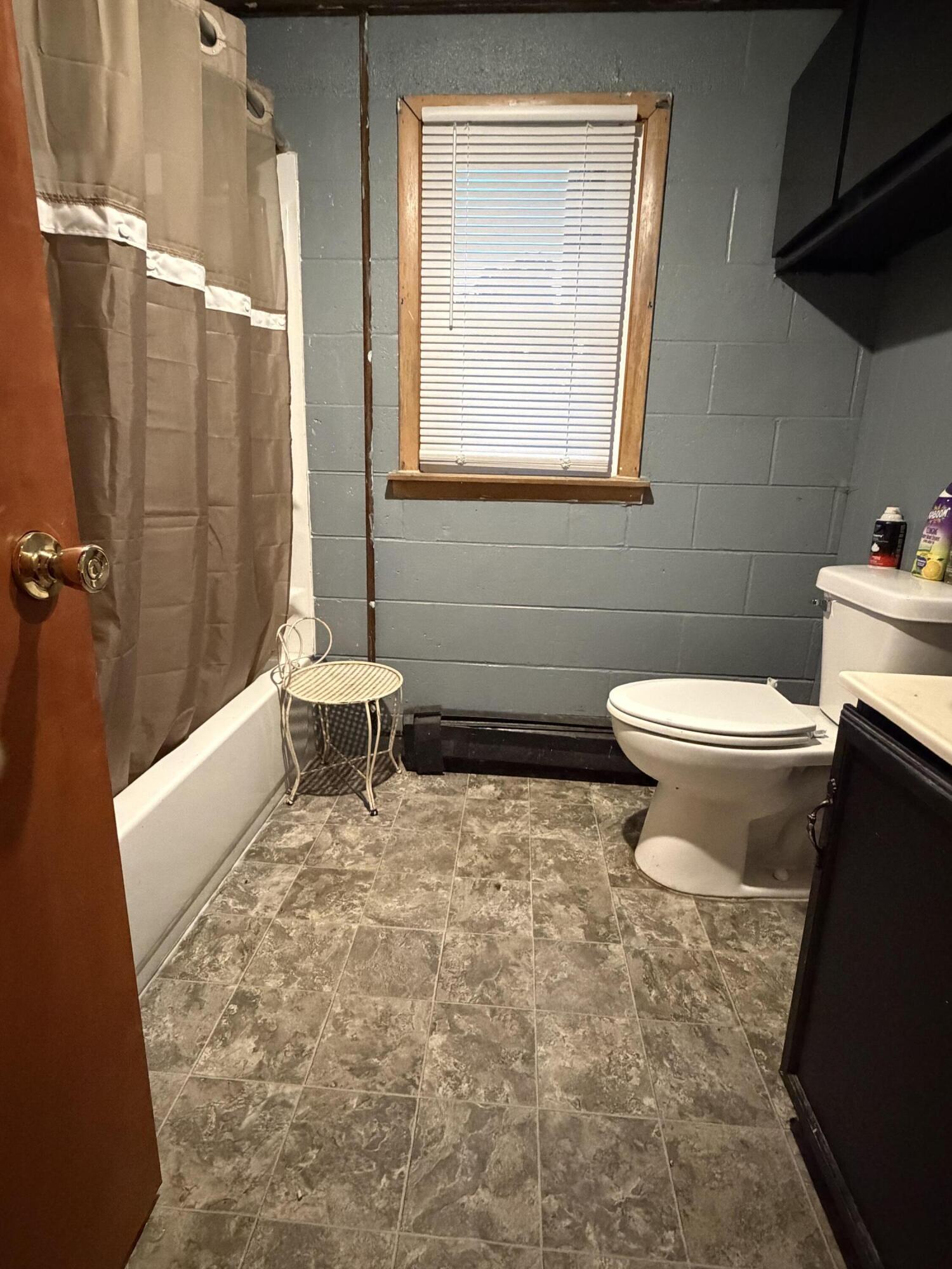 12215 Leonard Road Property Photo 24