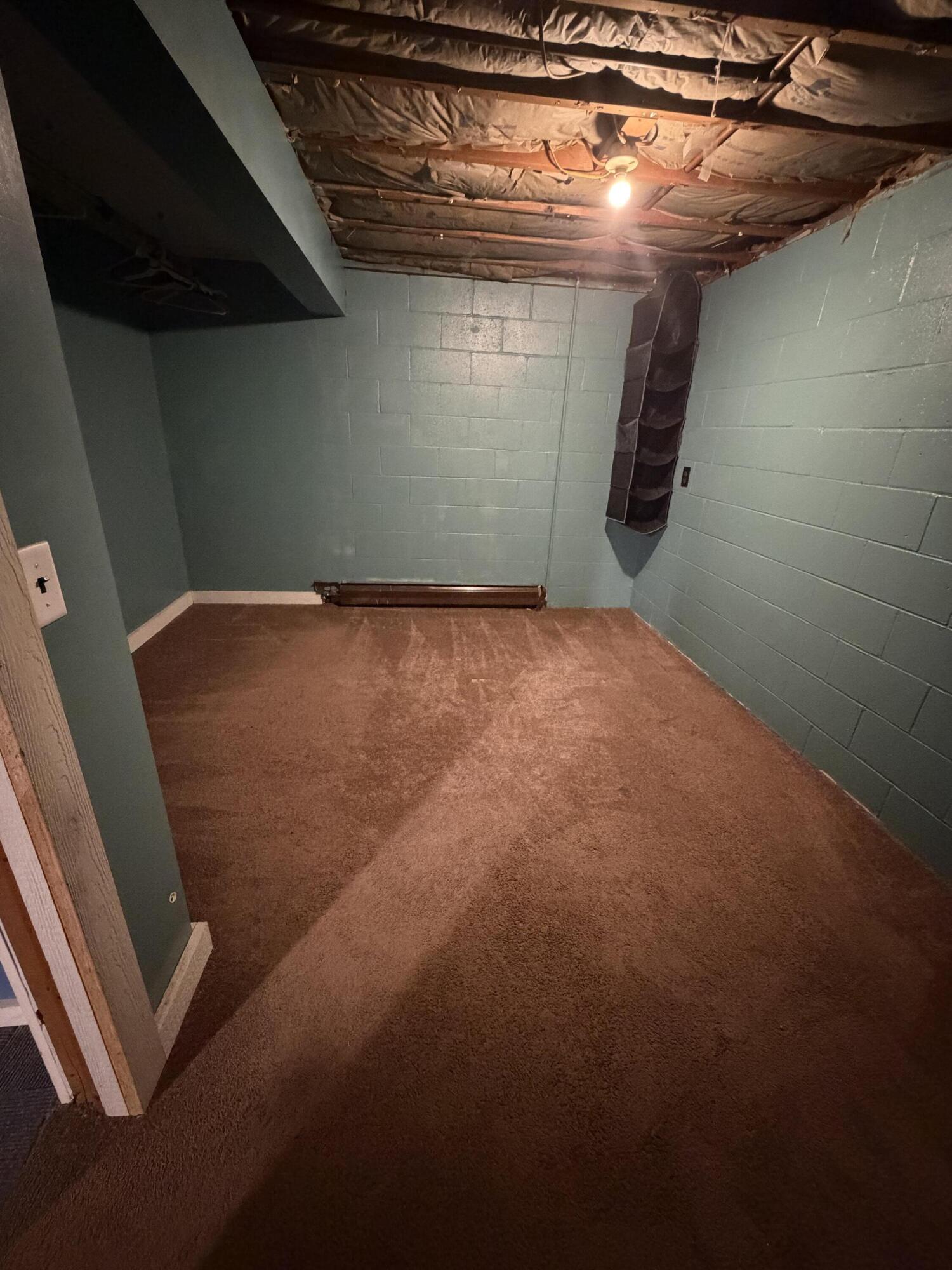 12215 Leonard Road Property Photo 32