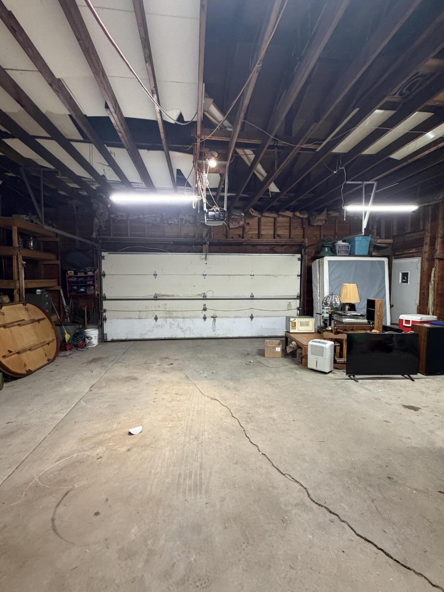 12215 Leonard Road Property Photo 34
