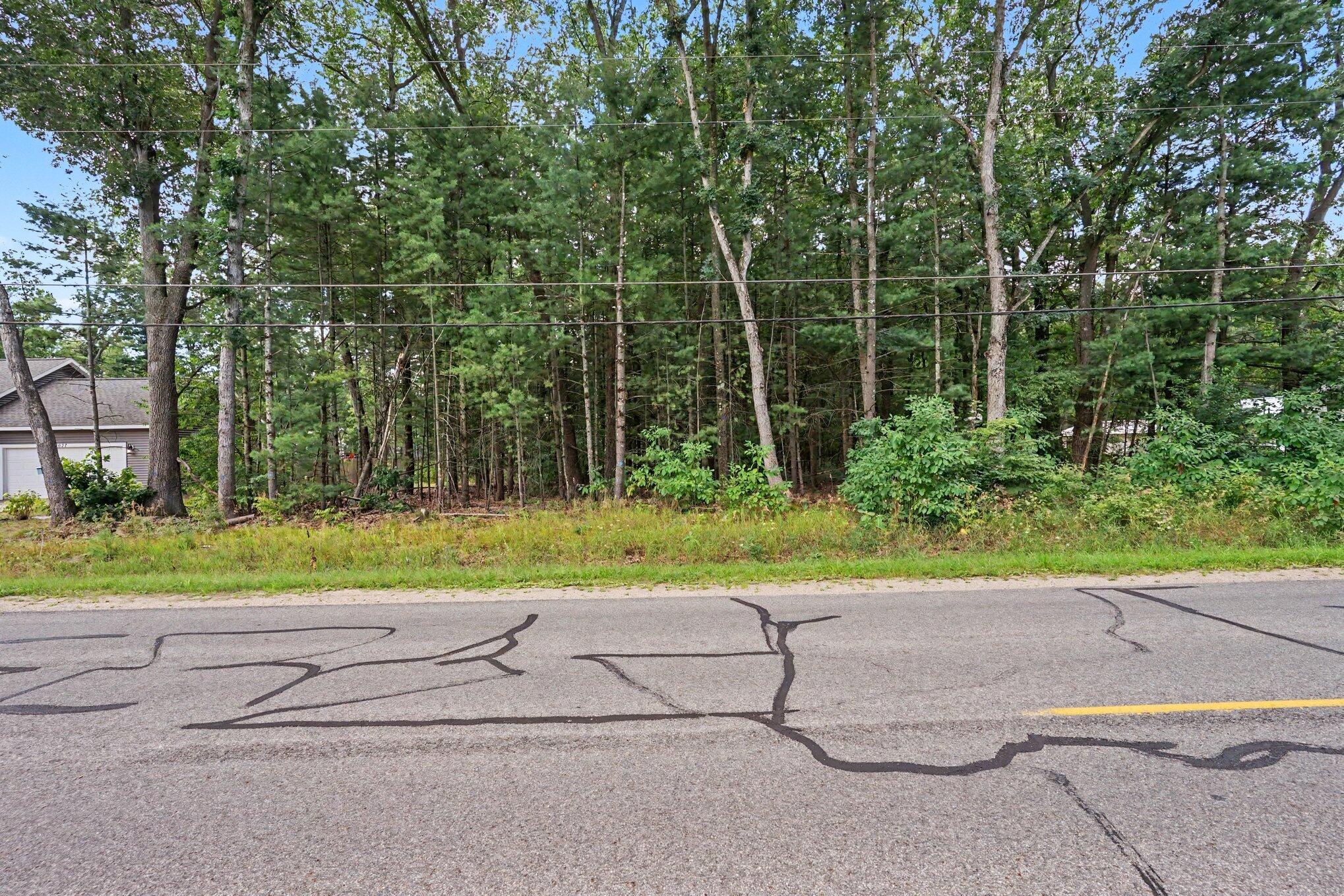 6623 Hall Road Property Photo 4