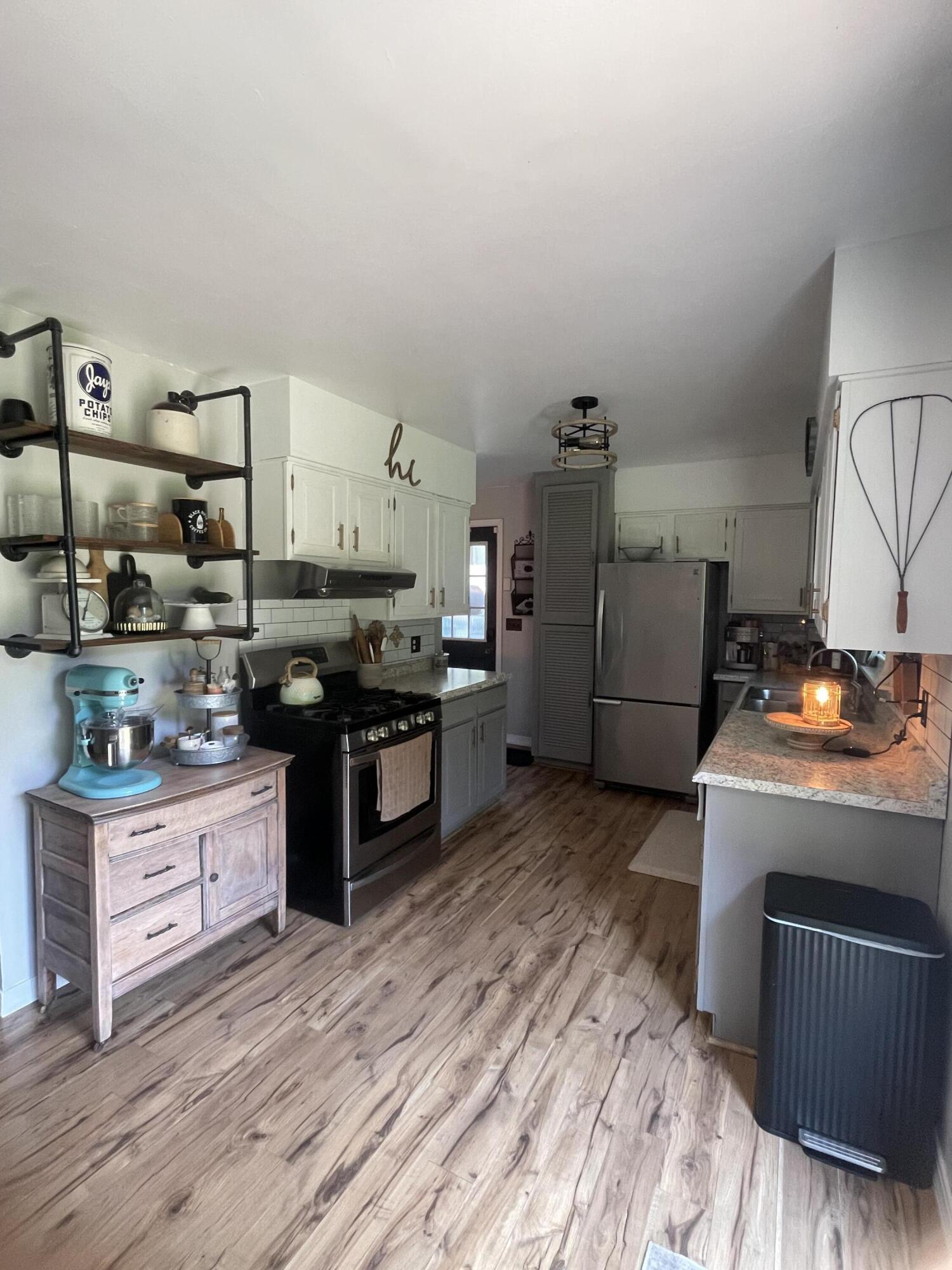 28624 Wilson Drive Property Photo 11
