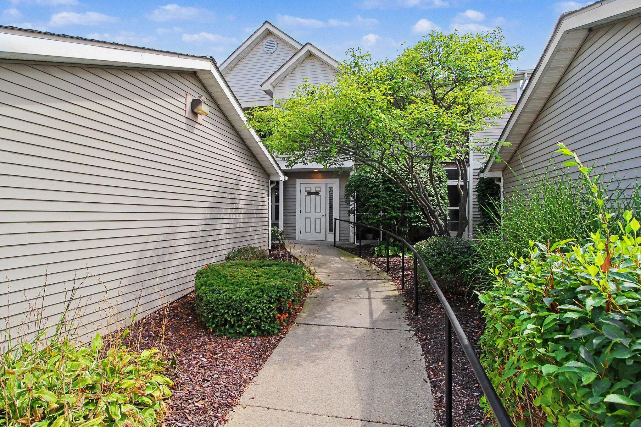 1579 Oakfield Drive Property Photo 1