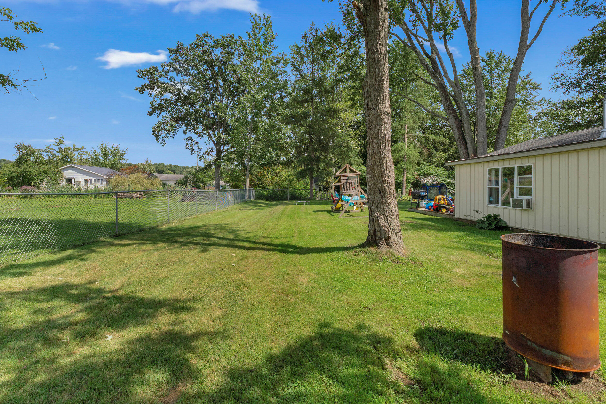 5343 Beverly Drive Property Photo 10