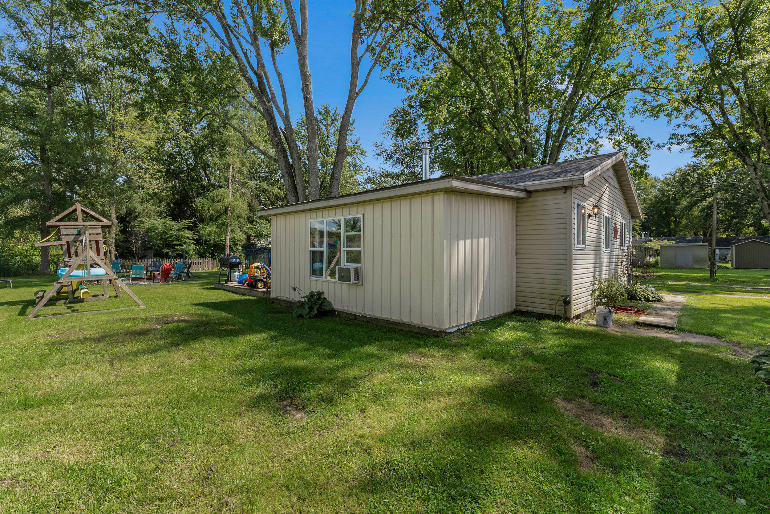 5343 Beverly Drive Property Photo 11