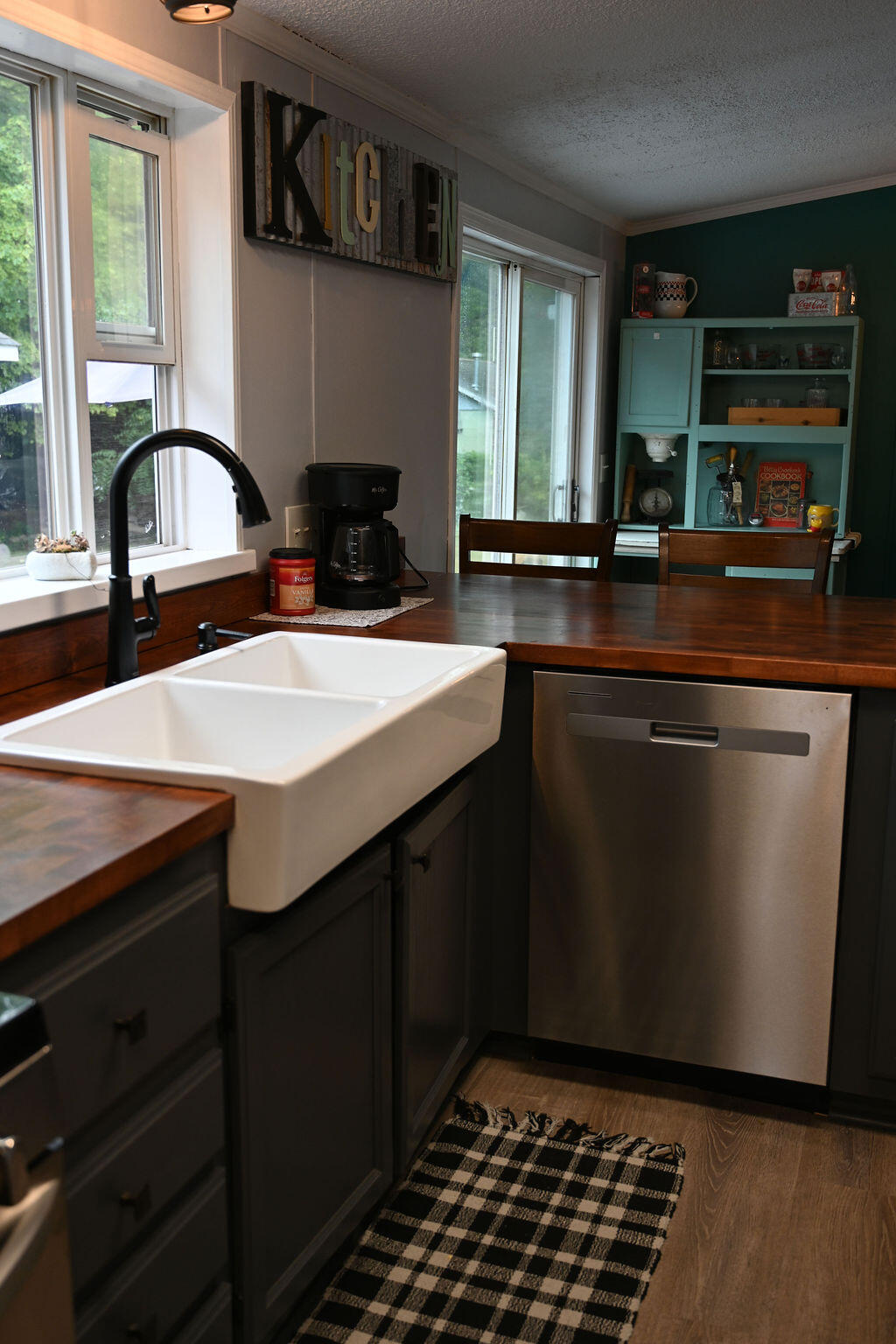 931 W Barney Avenue Property Photo 13