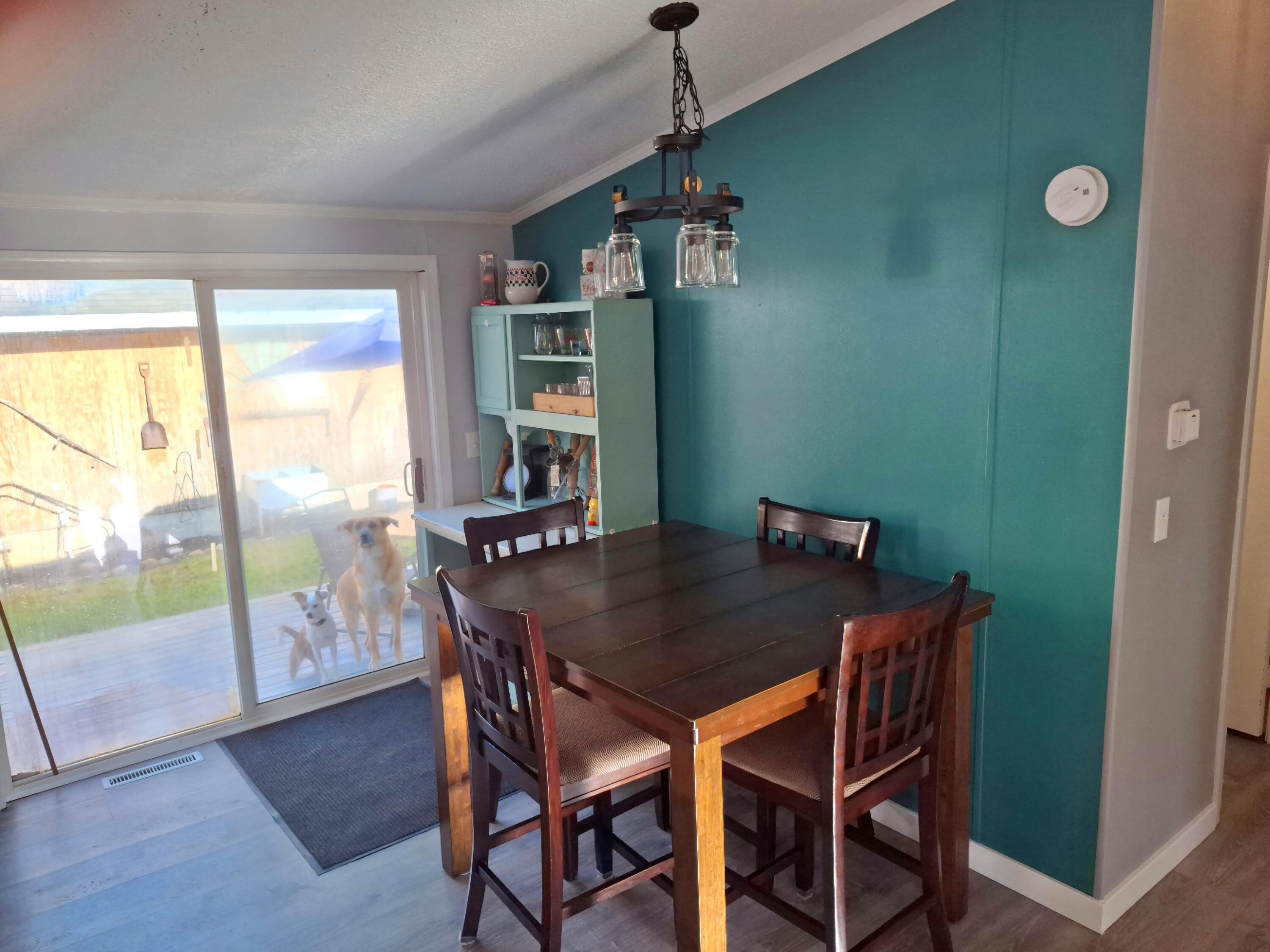 931 W Barney Avenue Property Photo 18