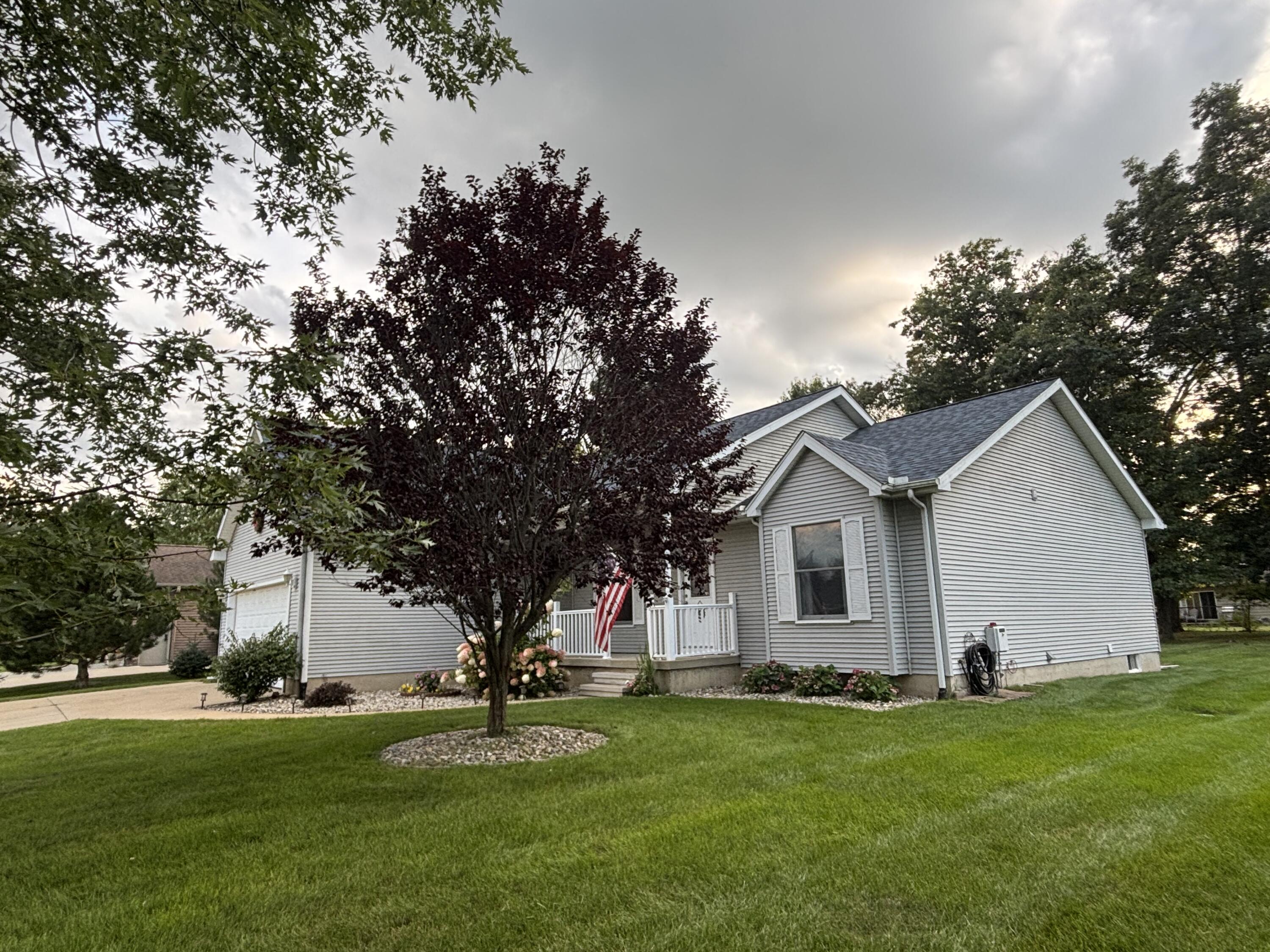 1318 Catsyl Road Property Photo 2