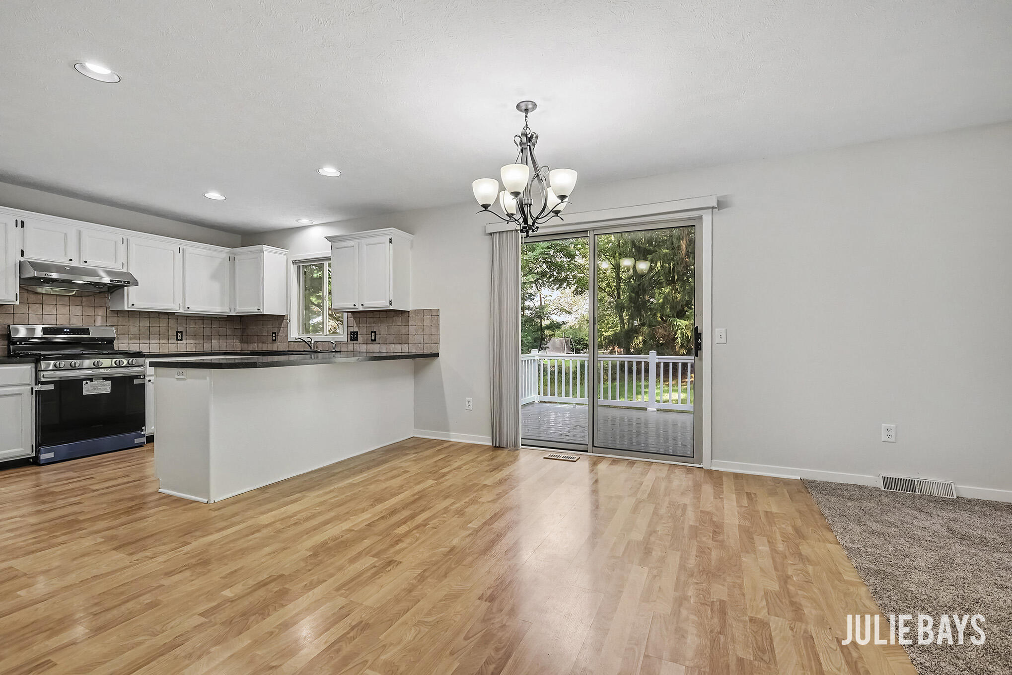 6631 Runway Court Sw Property Photo 5