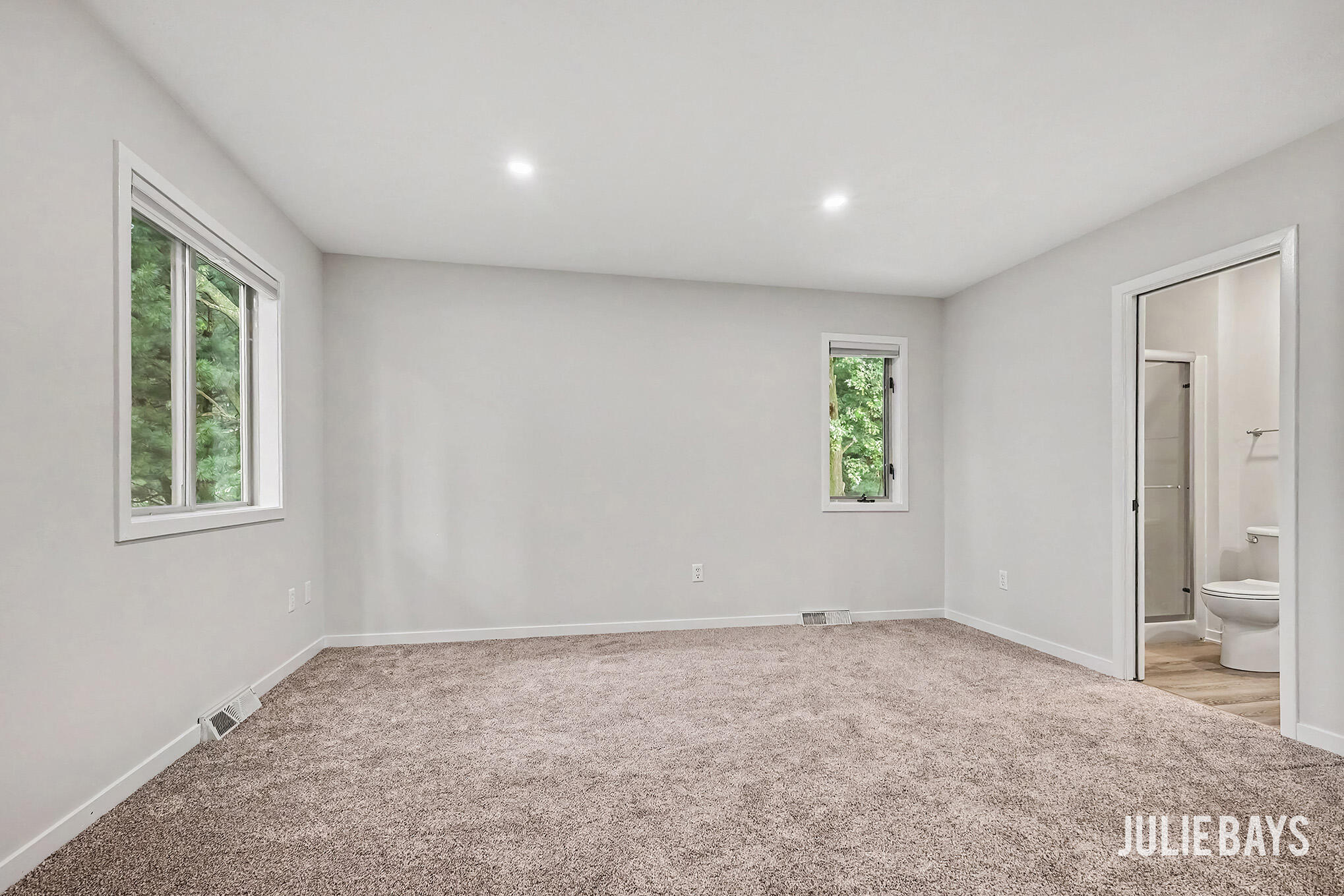 6631 Runway Court Sw Property Photo 11