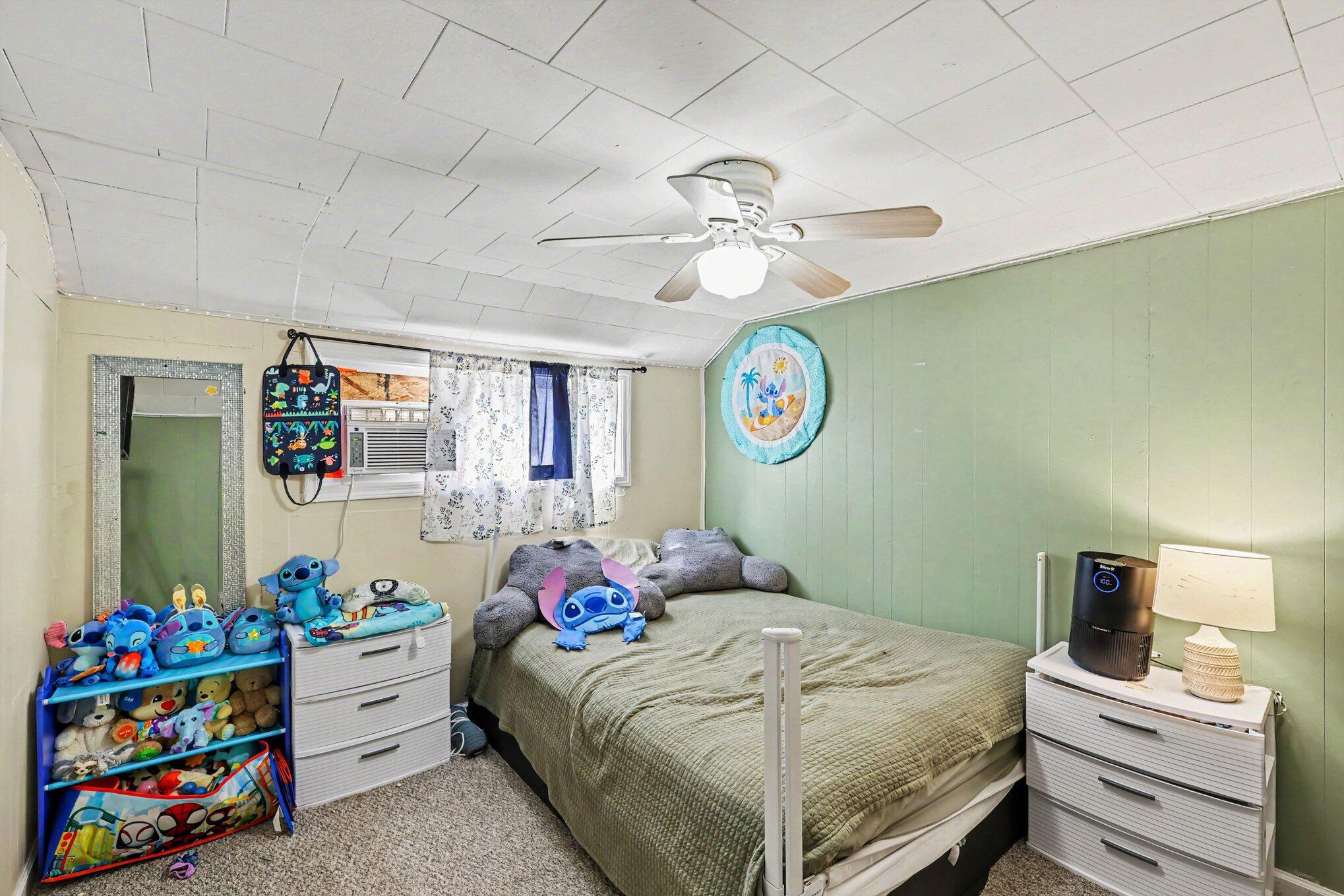 2347 Lansing Avenue Property Photo 9