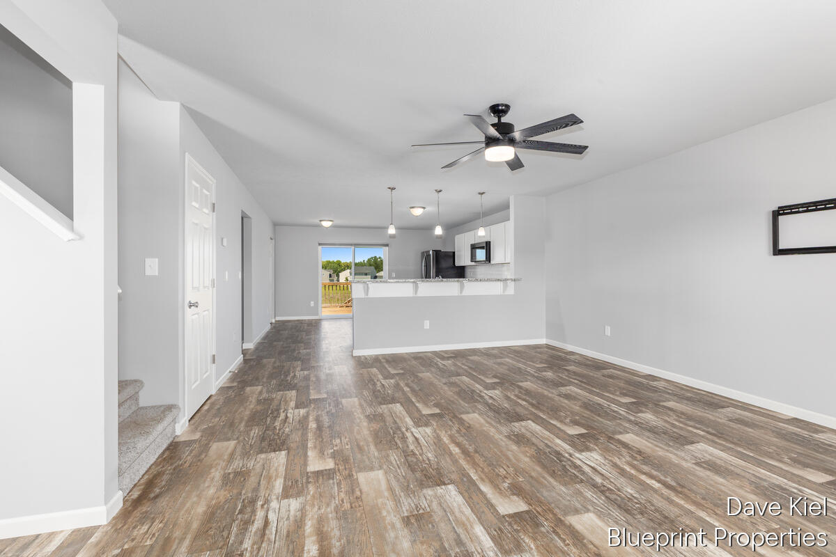 445 Oak View Drive Property Photo 11