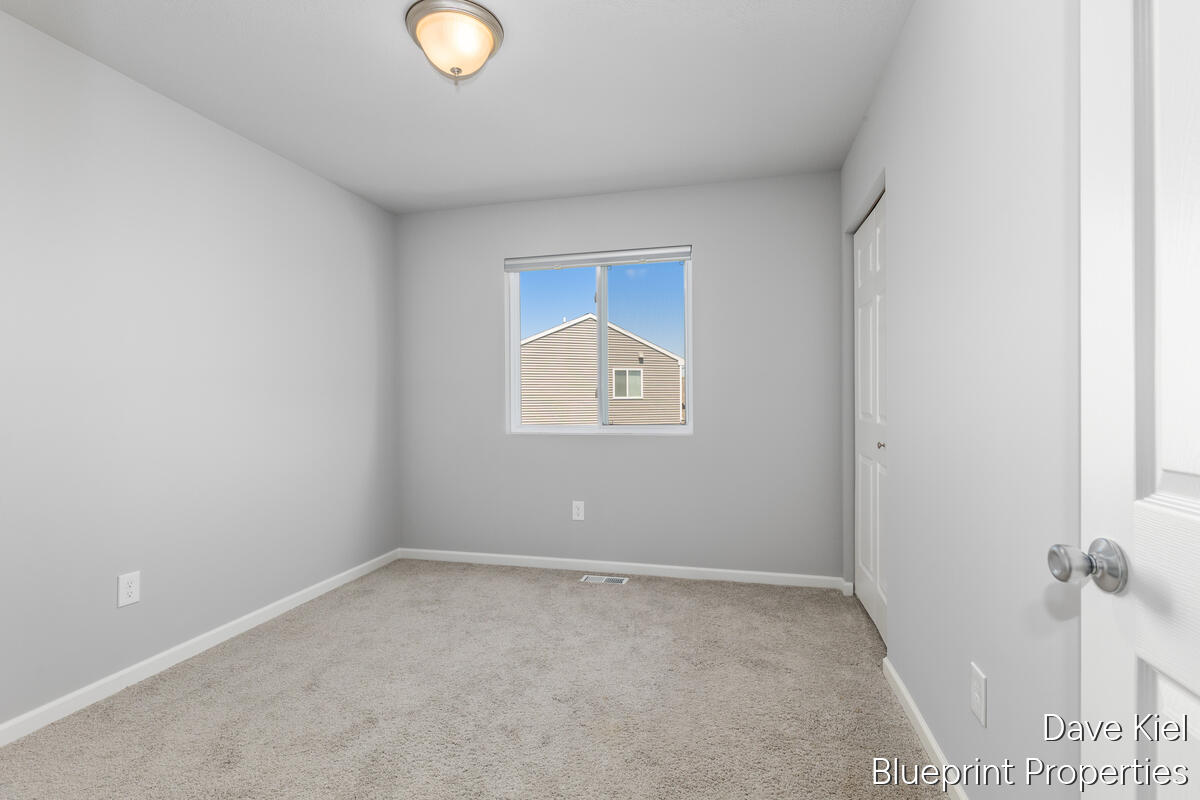 445 Oak View Drive Property Photo 21