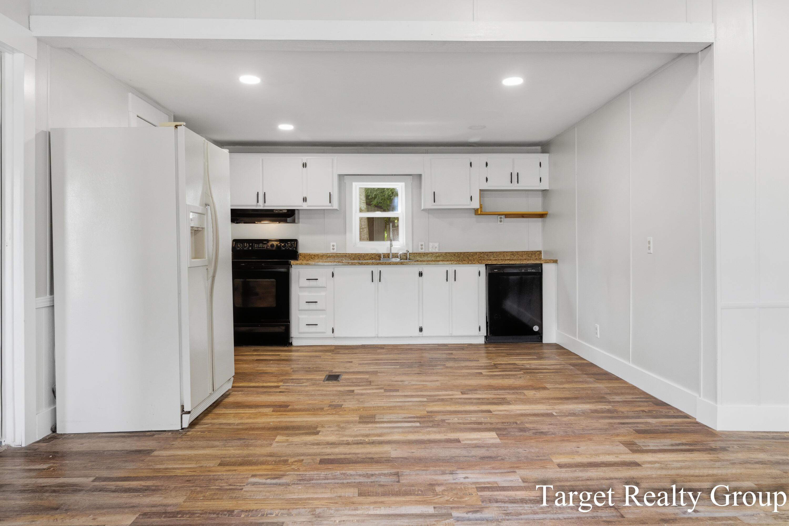 5516 Bartonville Road Property Photo 10