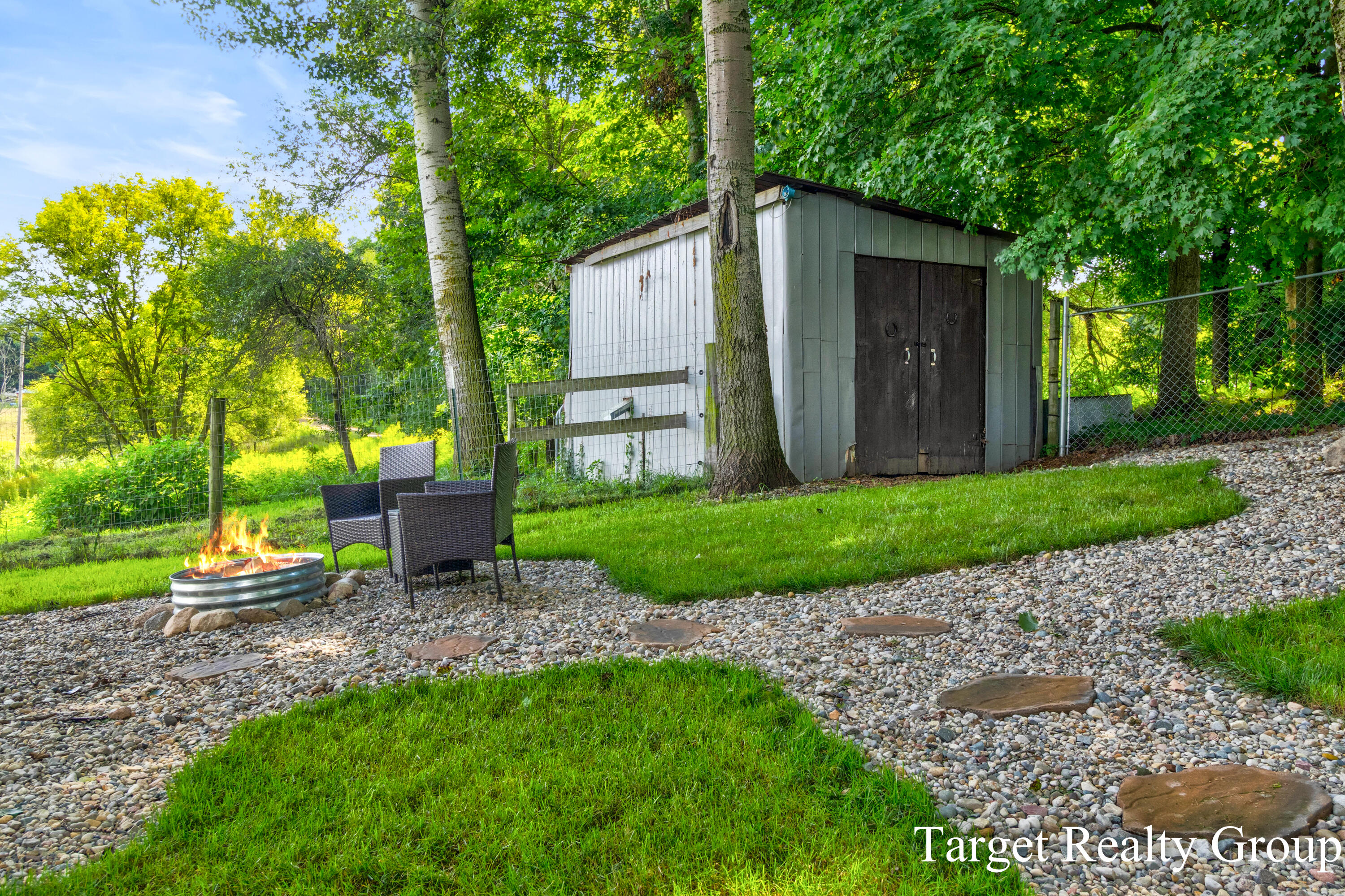 5516 Bartonville Road Property Photo 26