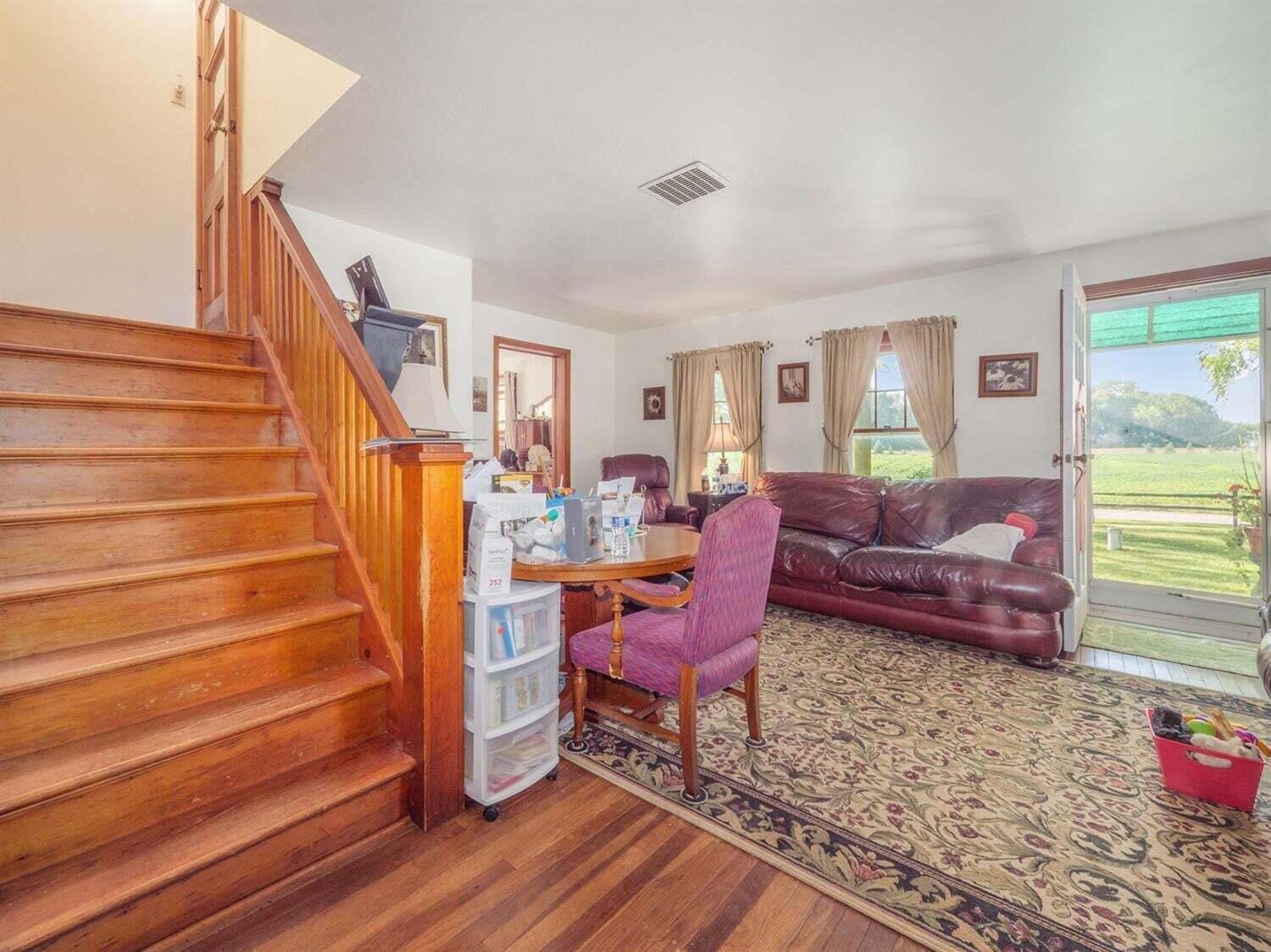 8070 Arkona Road Property Photo 15